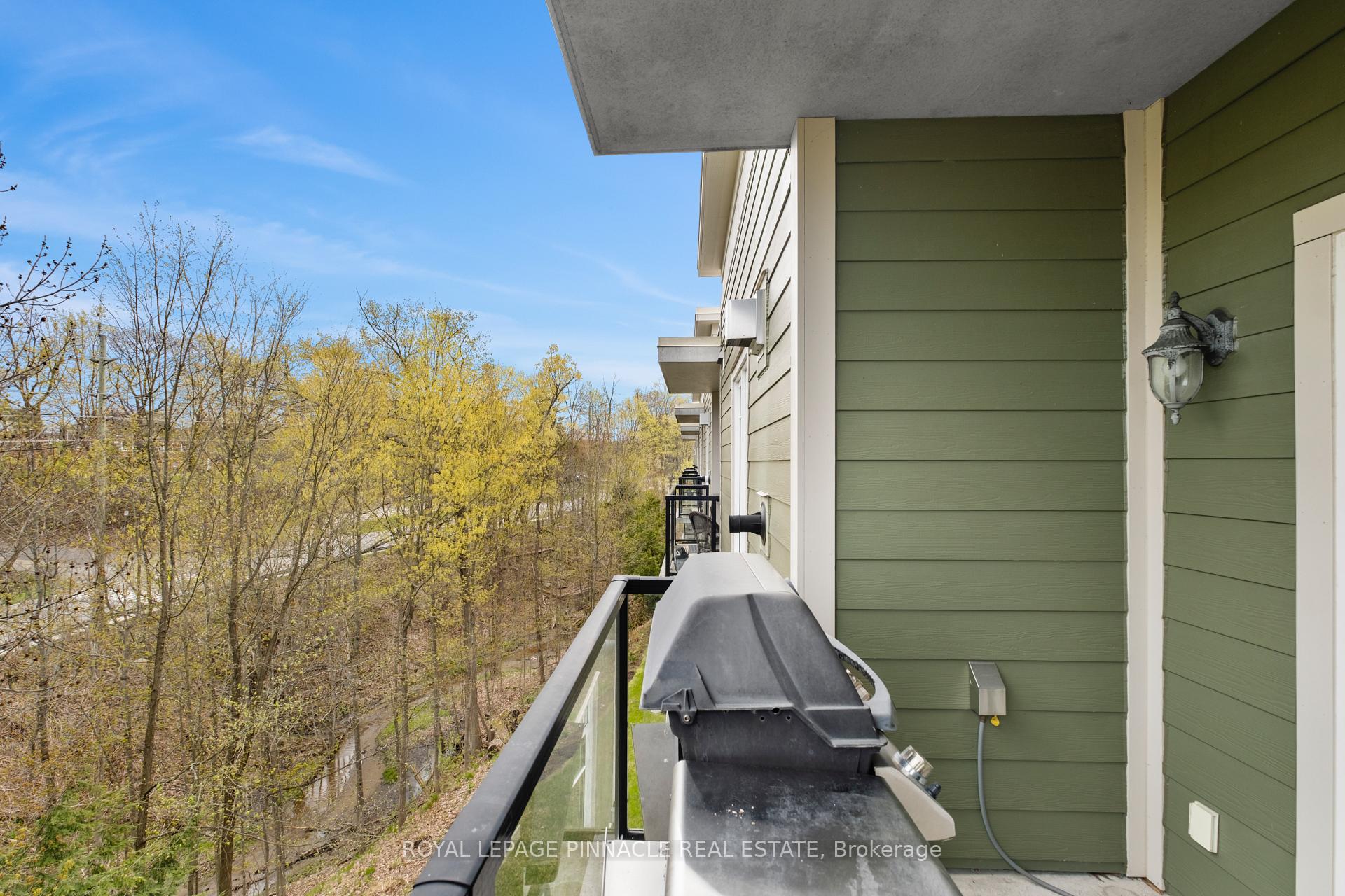 Photo 25 of Unit 404, 391 James Street W, Gravenhurst, Muskoka (S) — HOMEH