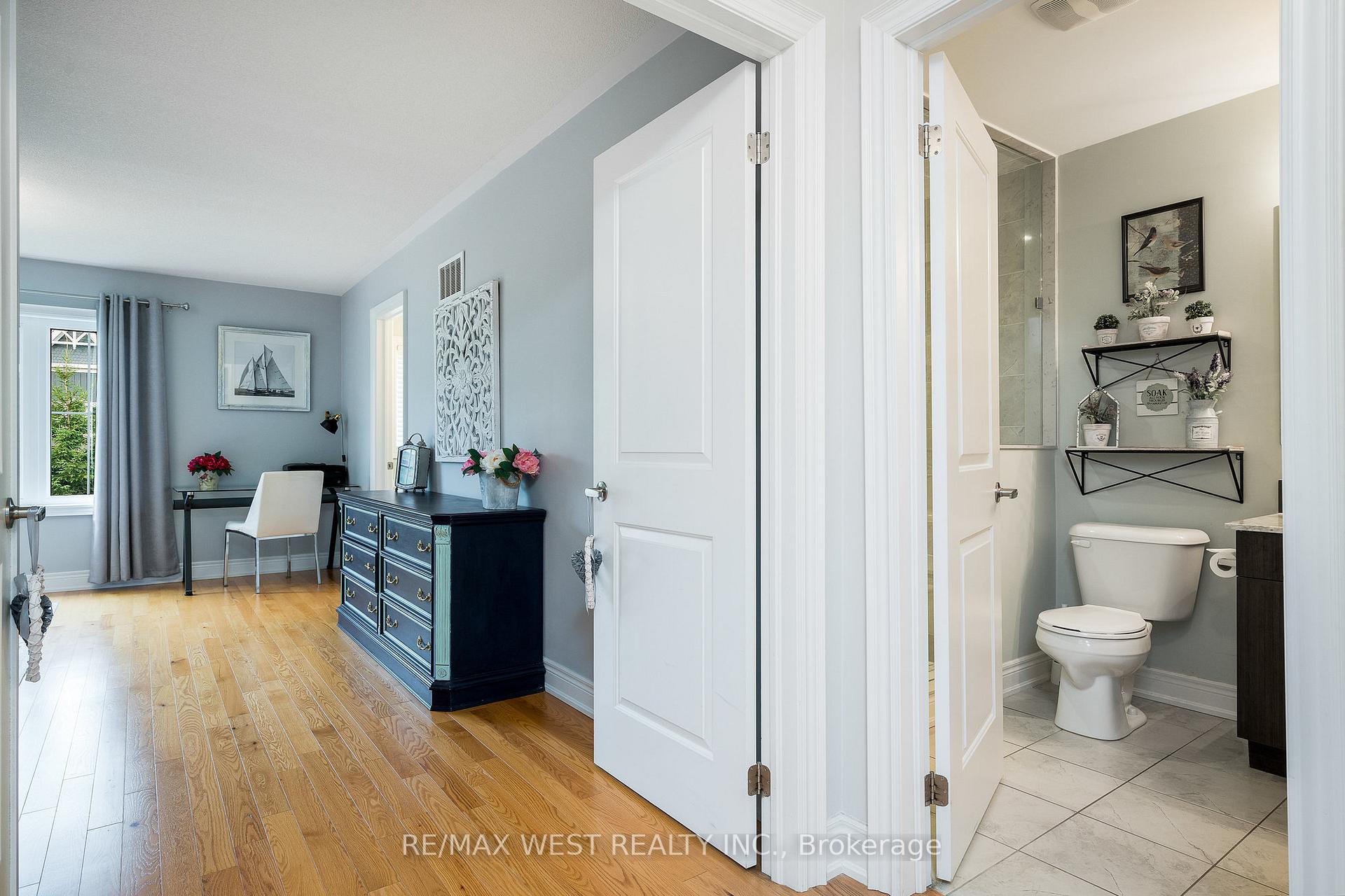Photo 18 of Unit 37, 171 snowbridge Way, Blue Mountains — HOMEH