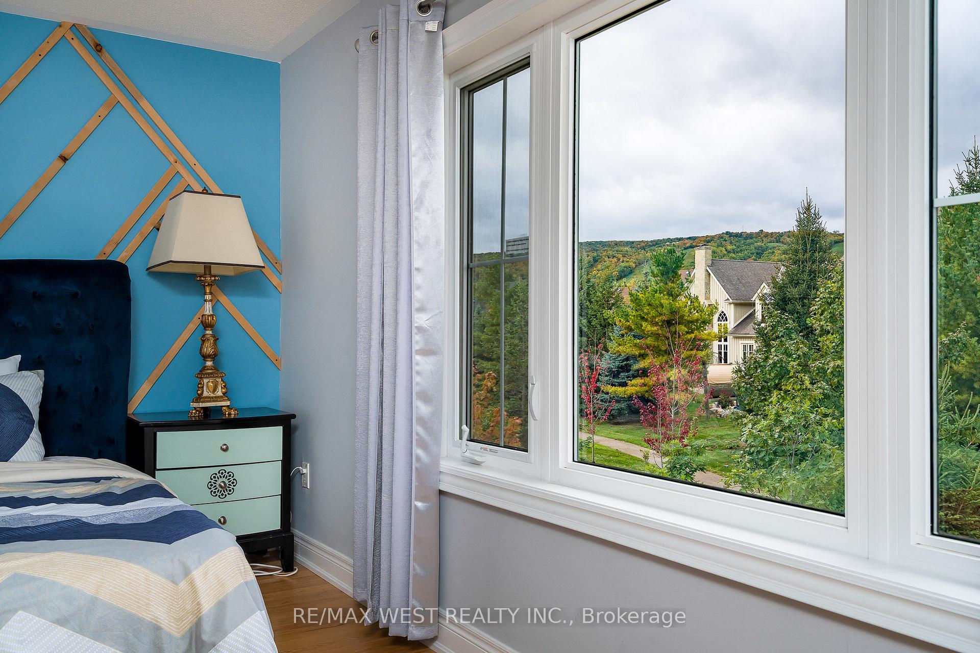 Photo 22 of Unit 37, 171 snowbridge Way, Blue Mountains — HOMEH