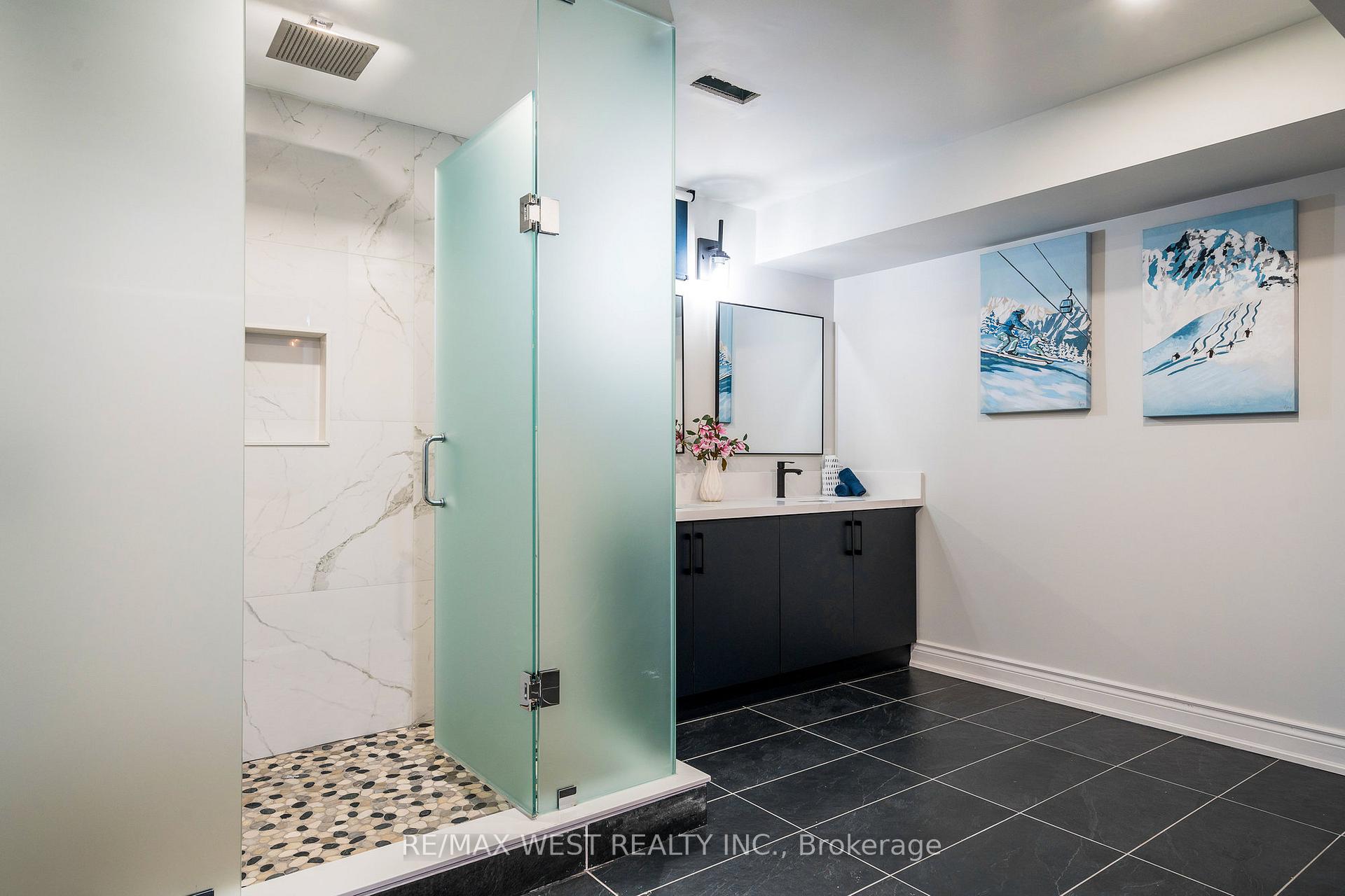 Photo 42 of Unit 37, 171 snowbridge Way, Blue Mountains — HOMEH