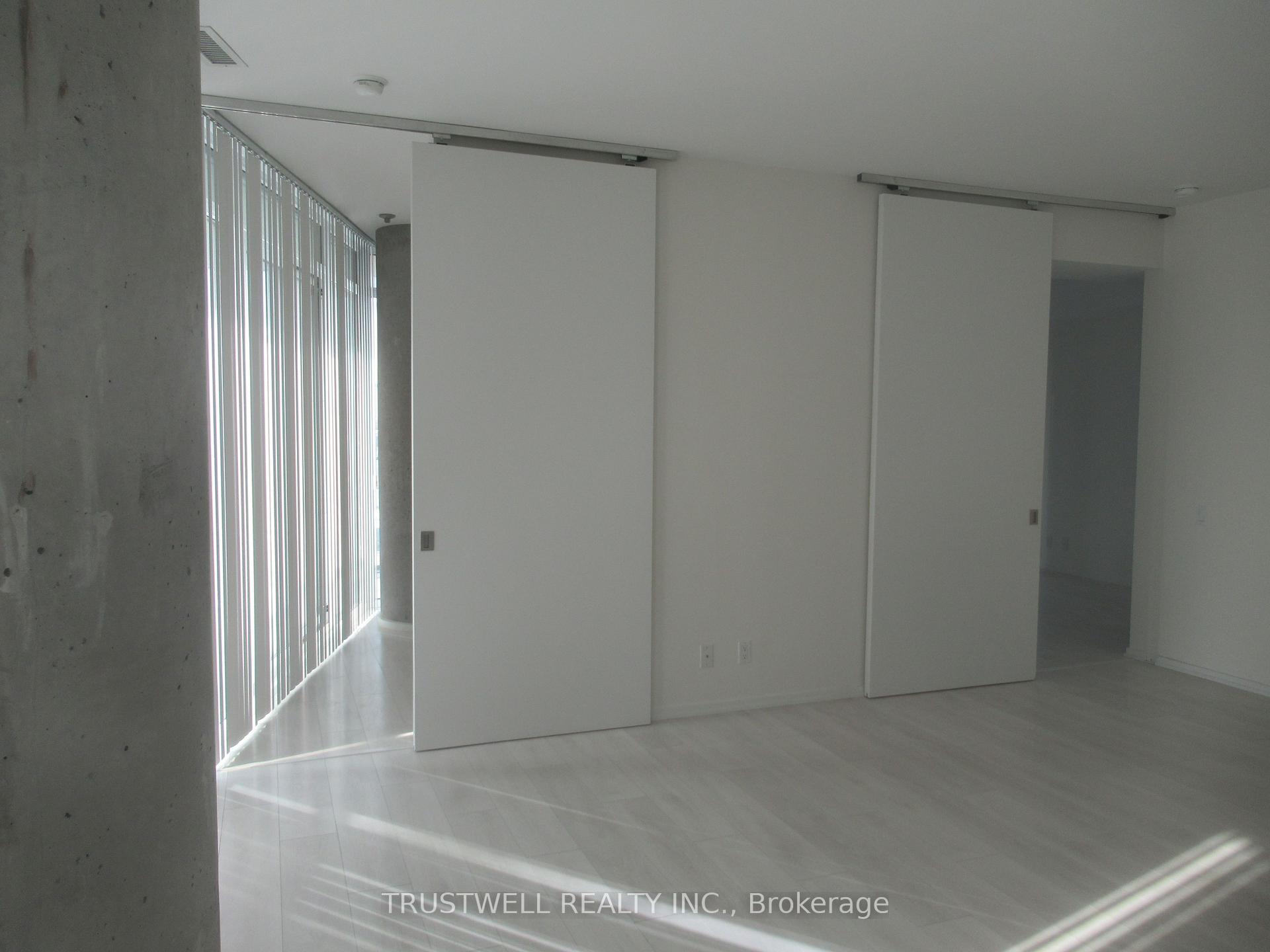 Photo 4 of Unit 902, 125 Peter Street, Toronto, Waterfront Communities — HOMEH