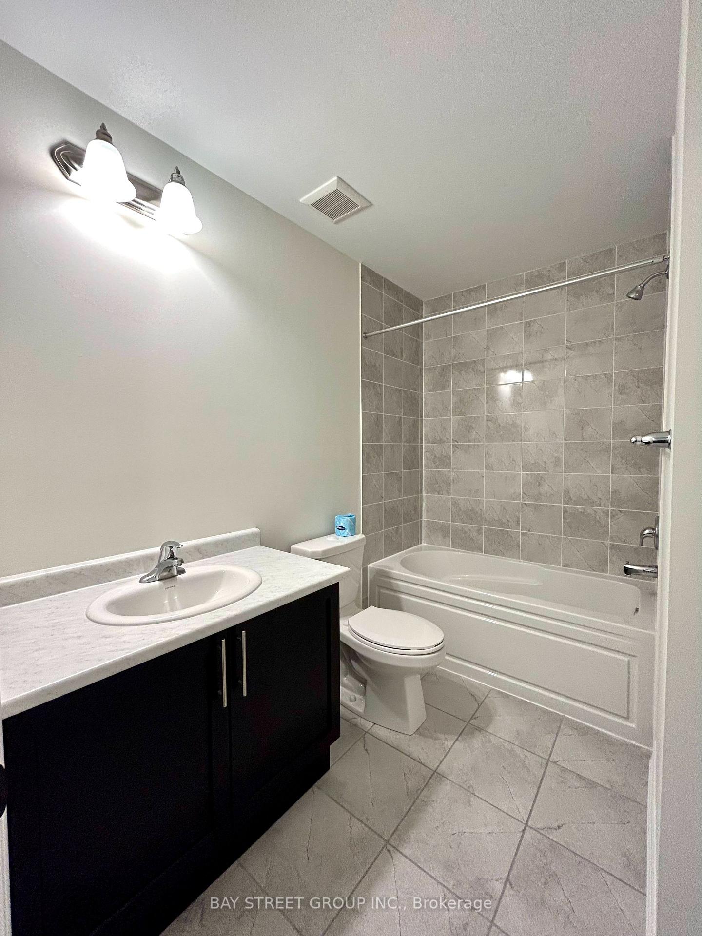 Photo 14 of Unit 614, 1034 Reflection Place, Pickering, Rural Pickering — HOMEH