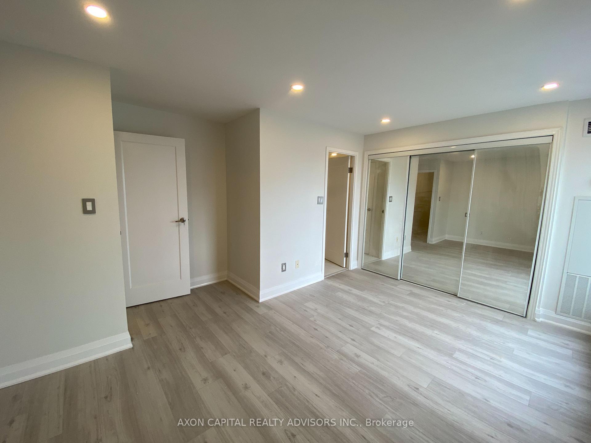 Photo 13 of Unit 2513, 25 The Esplanade, Toronto, Waterfront Communities — HOMEH