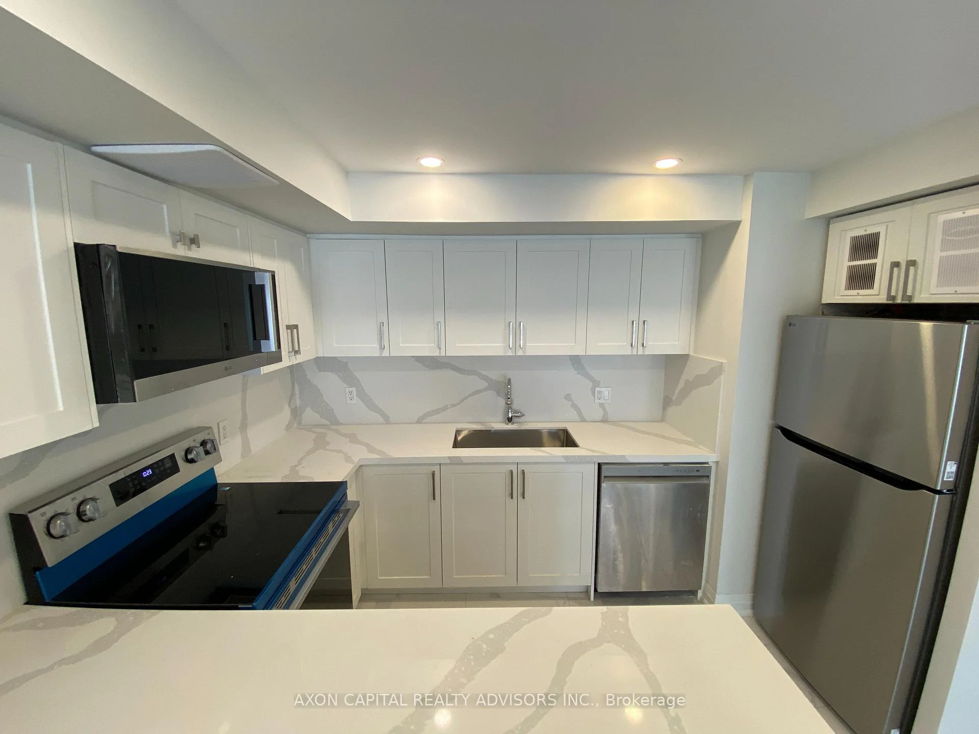 Photo 4 of Unit 2513, 25 The Esplanade, Toronto, Waterfront Communities — HOMEH