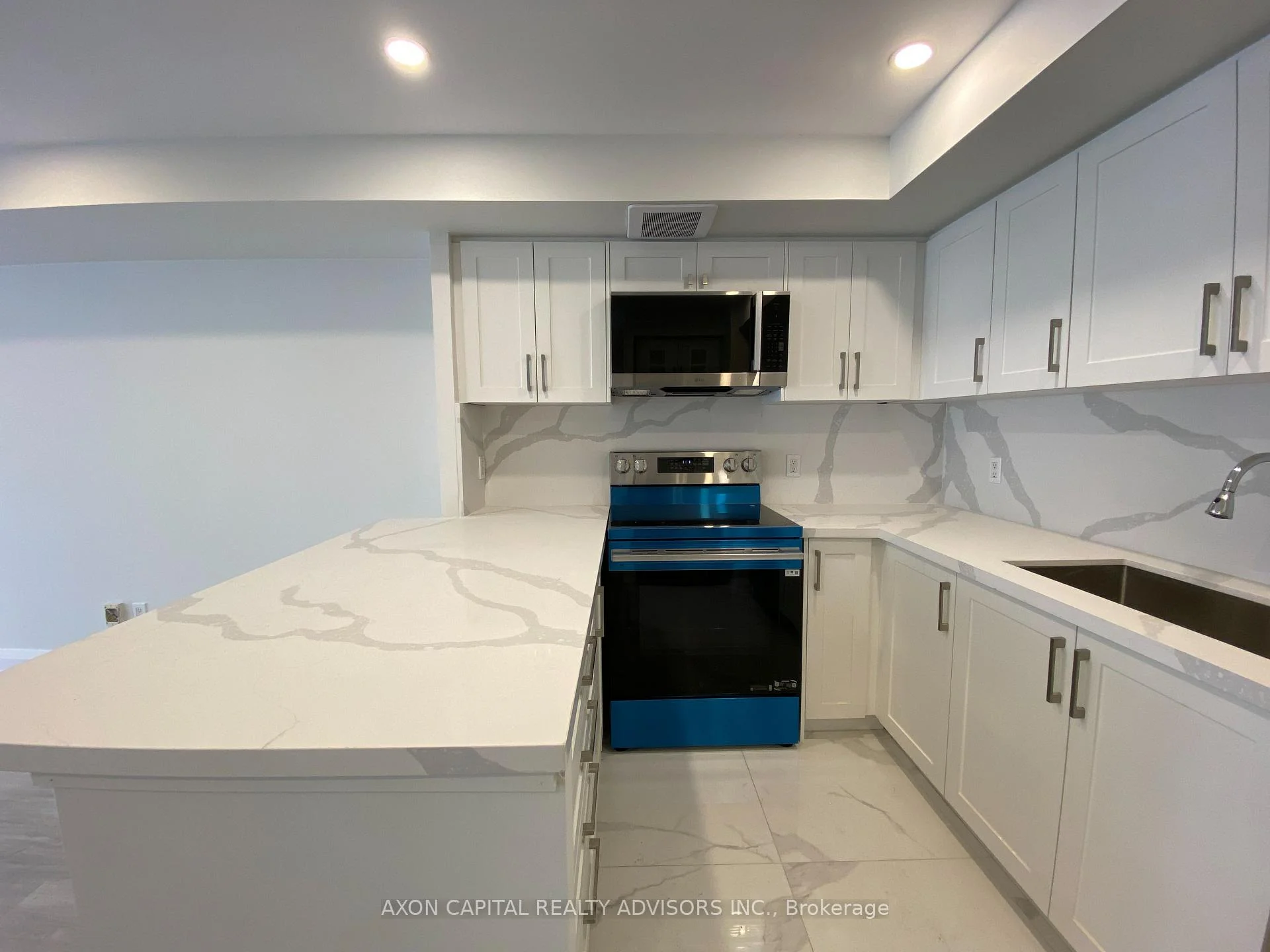Photo 7 of Unit 2513, 25 The Esplanade, Toronto, Waterfront Communities — HOMEH