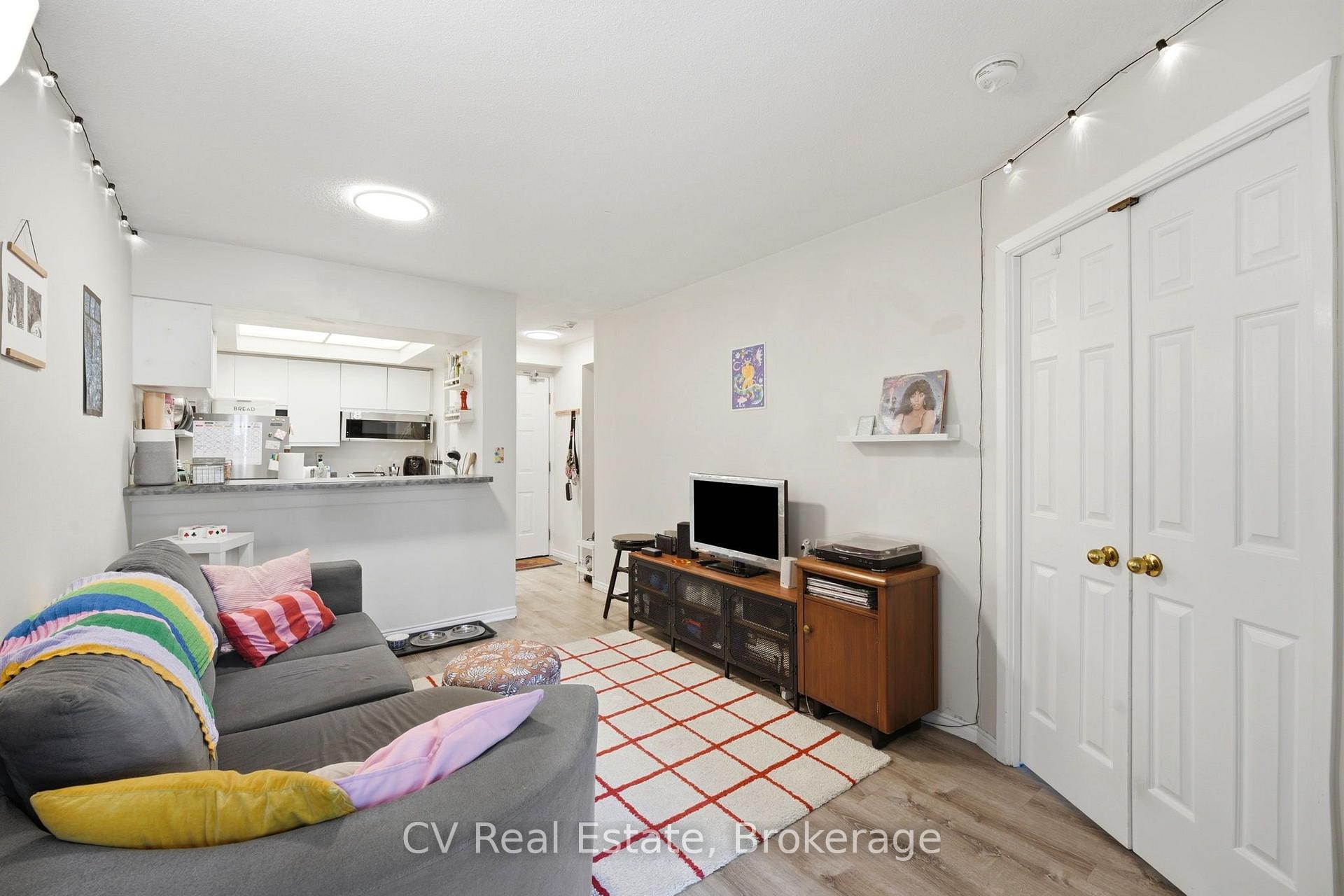 Photo 2 of Unit 506, 222 The Esplanade, Toronto, Waterfront Communities — HOMEH