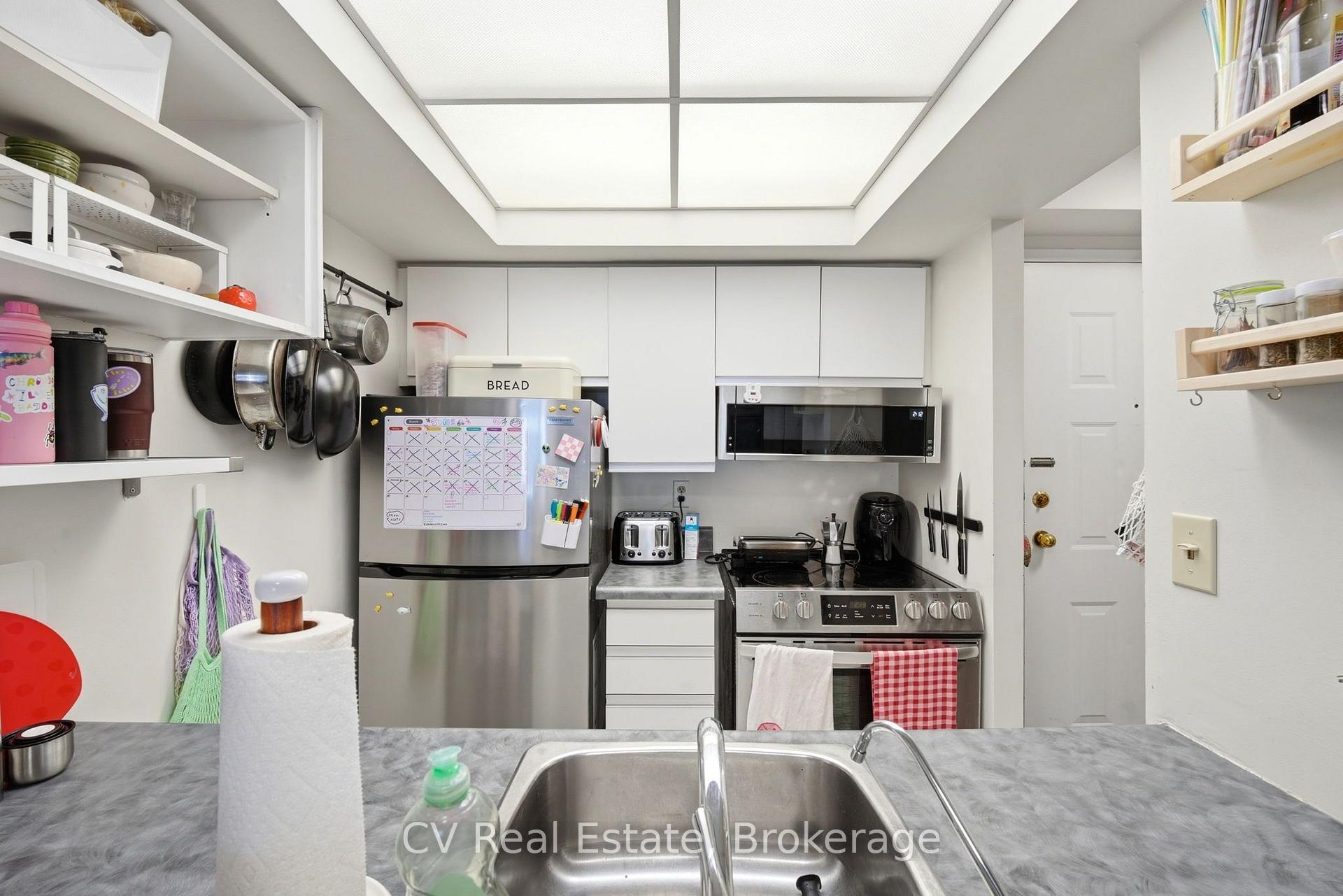 Photo 5 of Unit 506, 222 The Esplanade, Toronto, Waterfront Communities — HOMEH