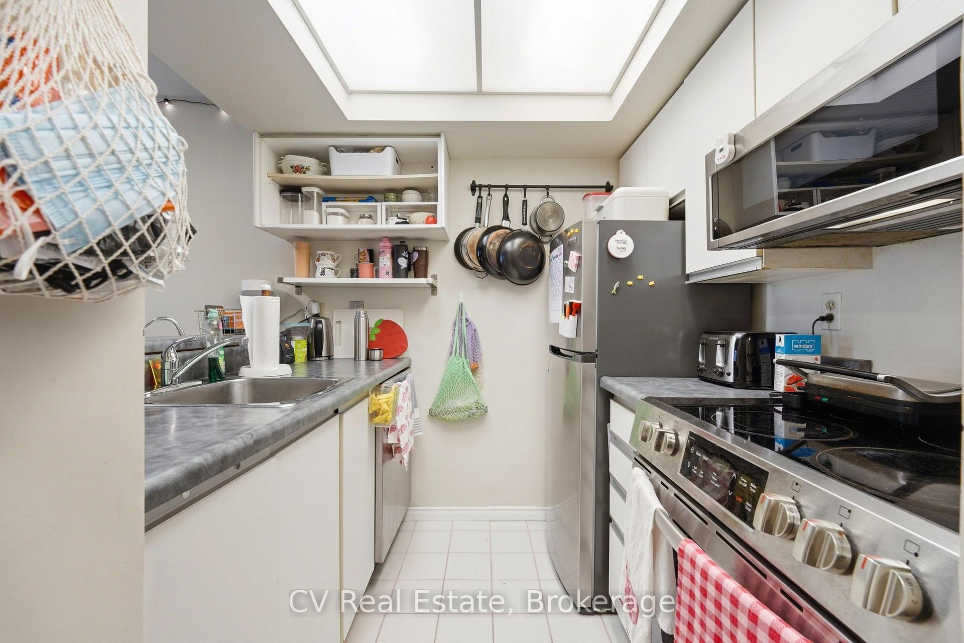 Photo 6 of Unit 506, 222 The Esplanade, Toronto, Waterfront Communities — HOMEH