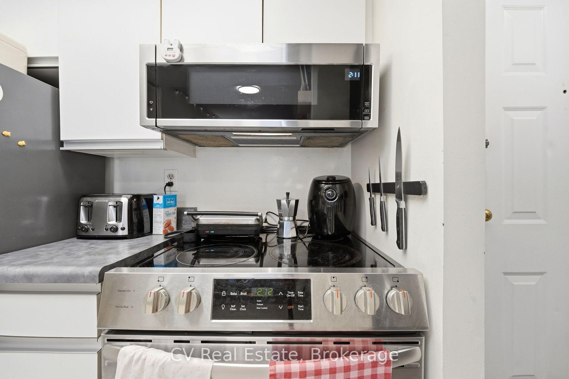 Photo 7 of Unit 506, 222 The Esplanade, Toronto, Waterfront Communities — HOMEH