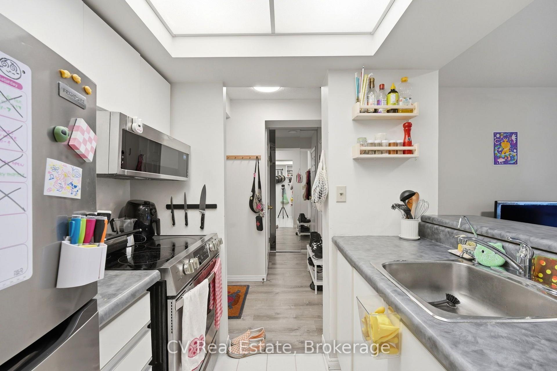 Photo 8 of Unit 506, 222 The Esplanade, Toronto, Waterfront Communities — HOMEH