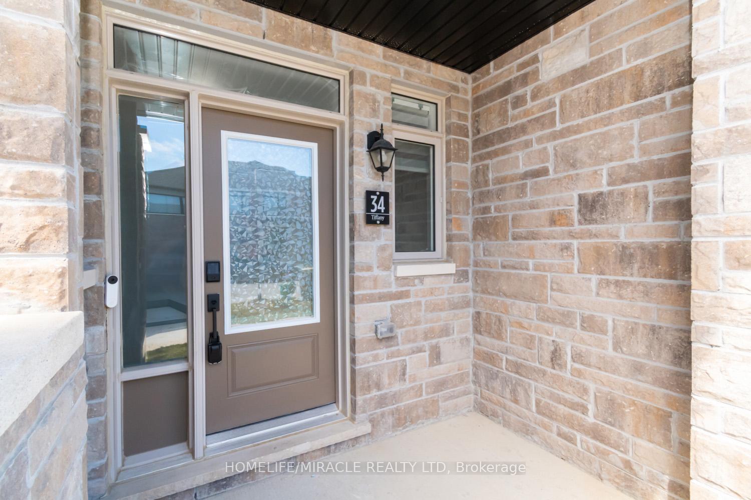 Photo 8 of 34 Valleybrook Road, Barrie, Innis-Shore — HOMEH