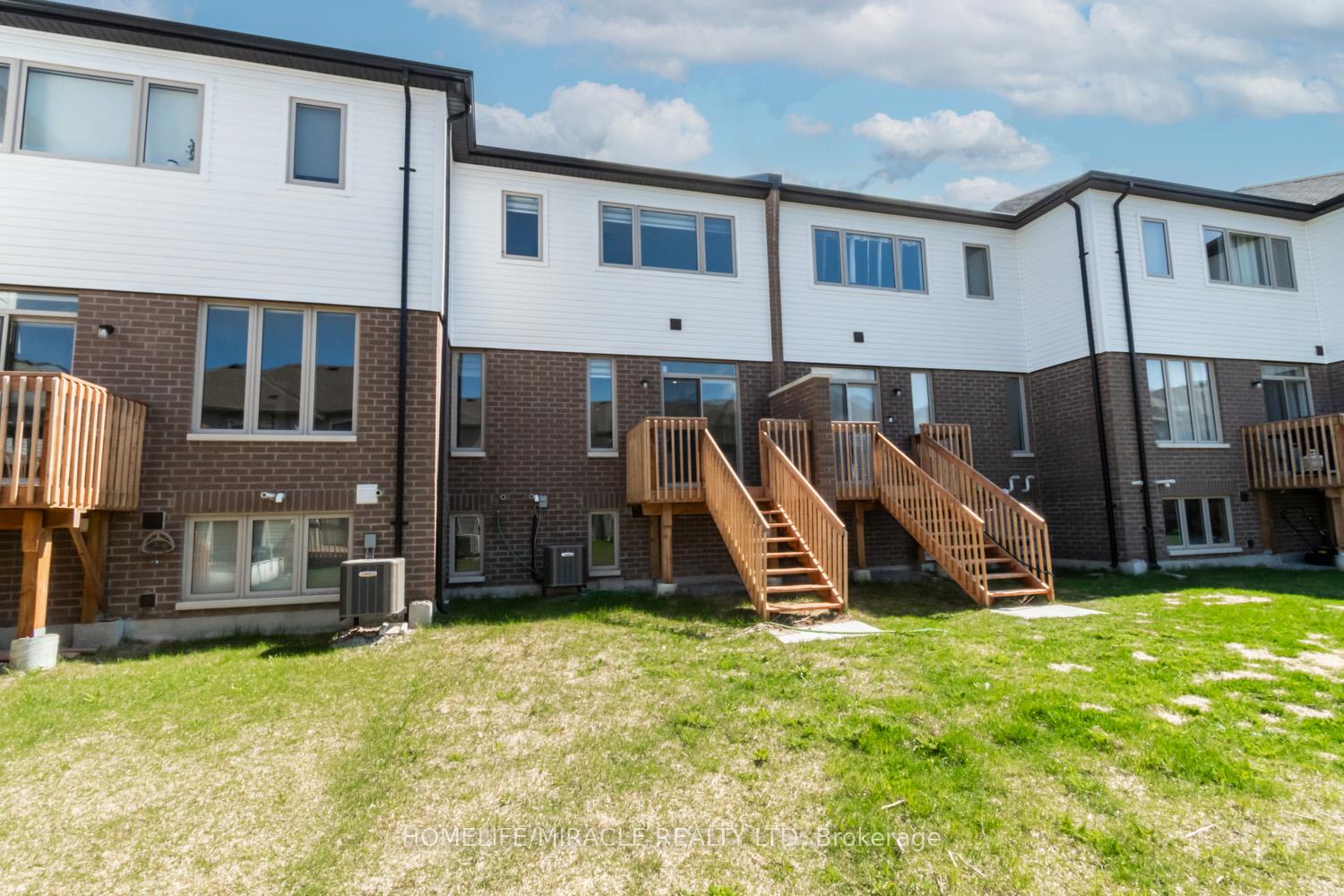 Photo 51 of 34 Valleybrook Road, Barrie, Innis-Shore — HOMEH
