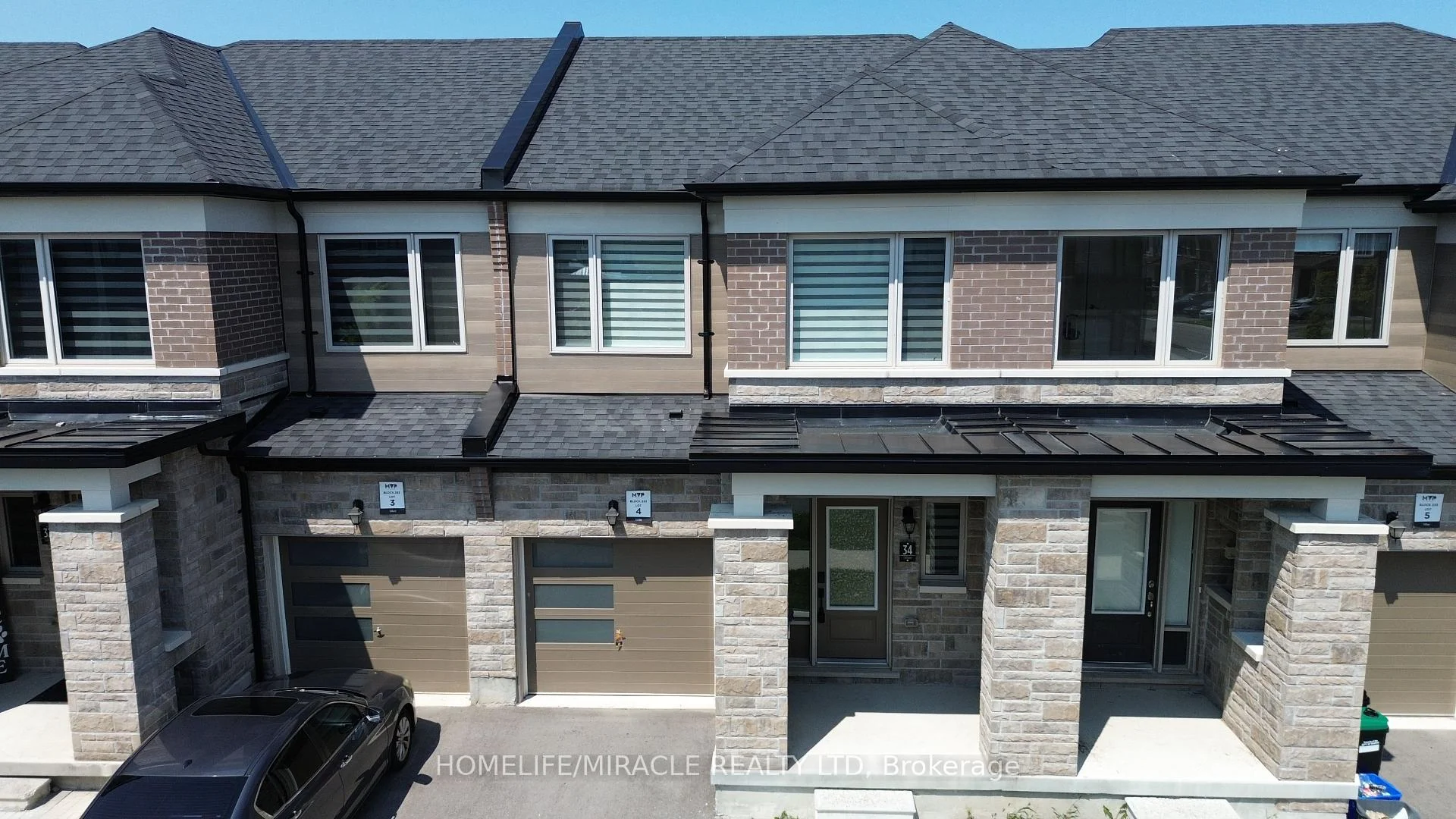 Photo 4 of 34 Valleybrook Road, Barrie, Innis-Shore — HOMEH