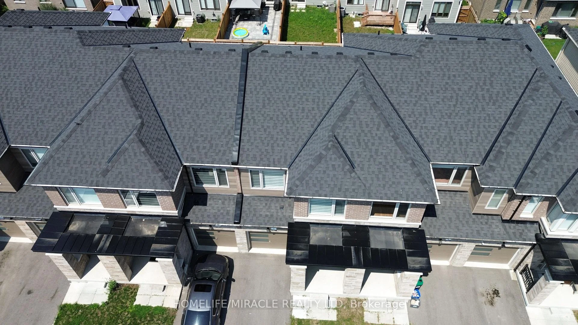 Photo 7 of 34 Valleybrook Road, Barrie, Innis-Shore — HOMEH