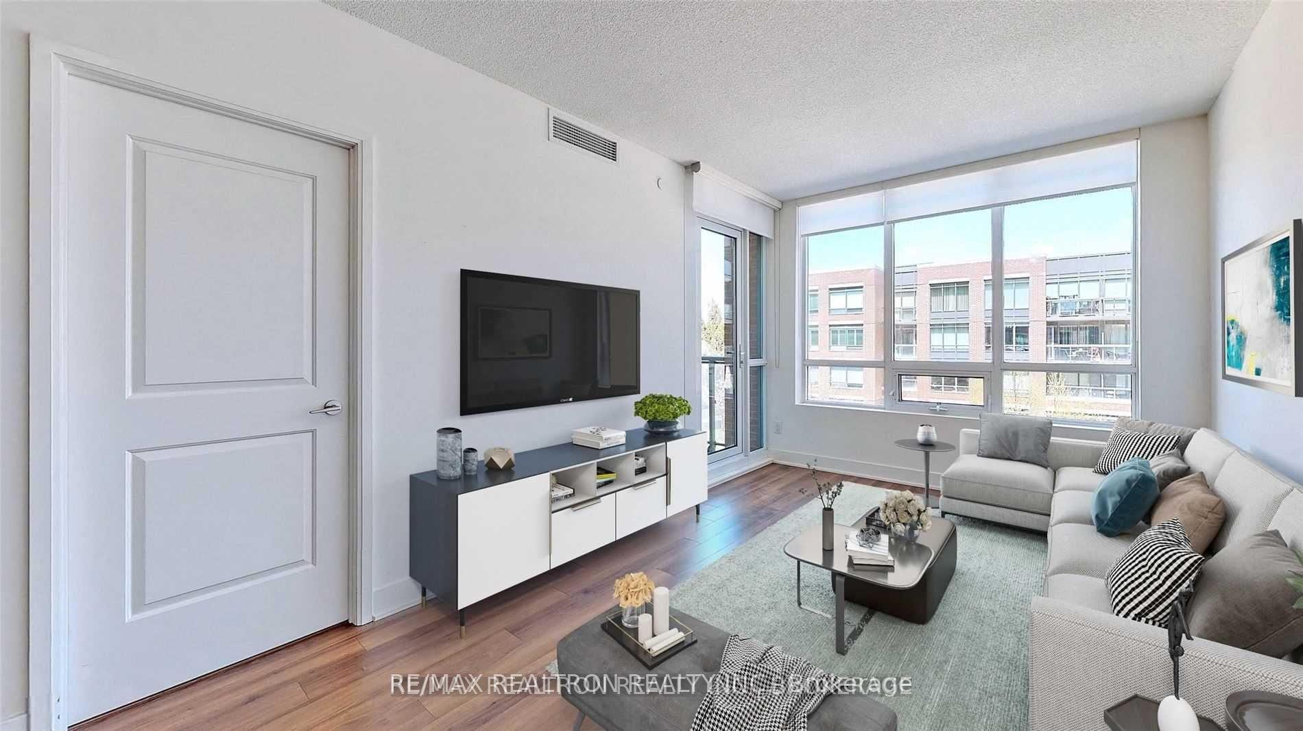 Photo 5 of Unit 403, 7608 Yonge Street, Vaughan, Crestwood-Springfarm-Yorkhill — HOMEH