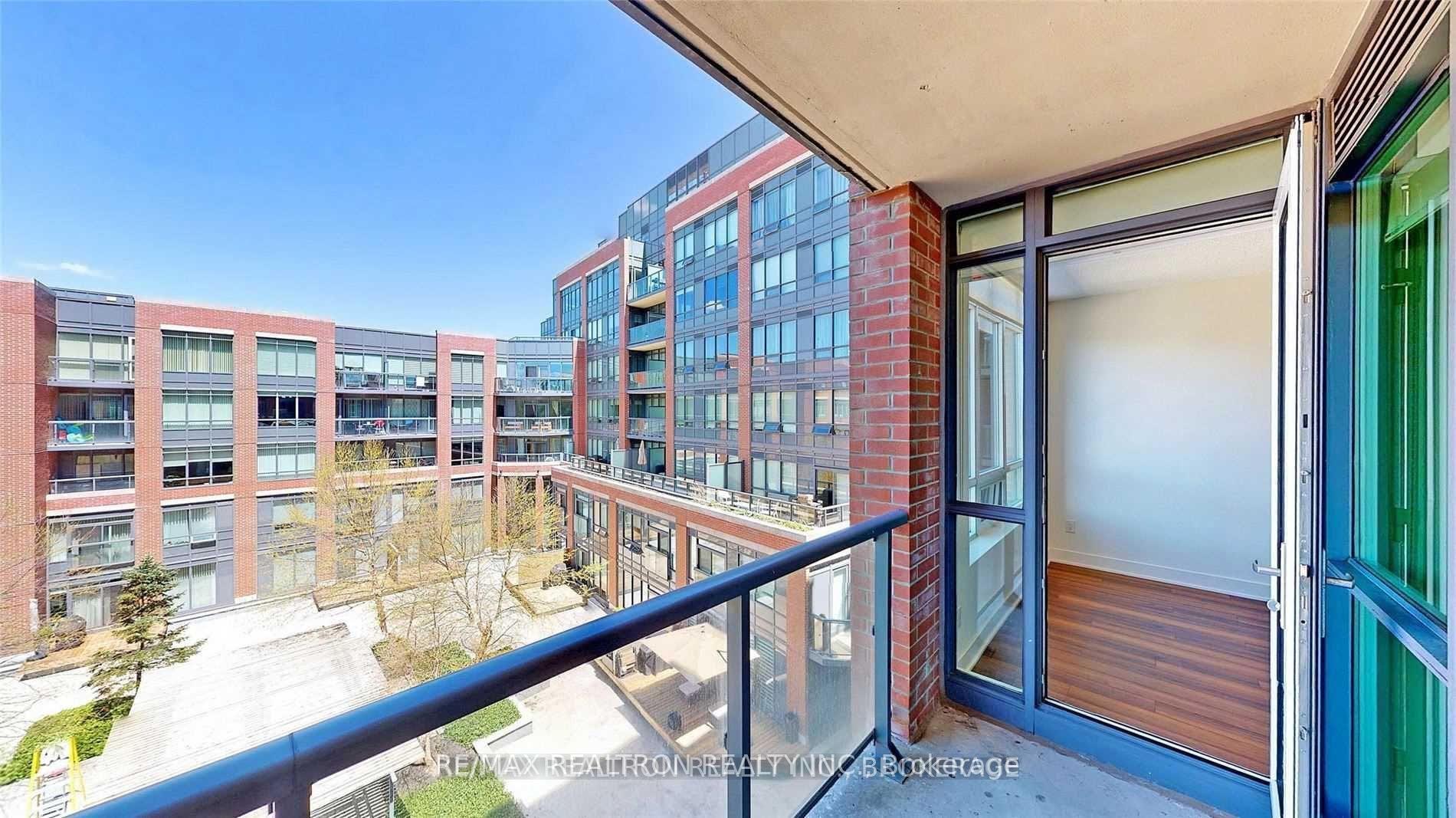Photo 15 of Unit 403, 7608 Yonge Street, Vaughan, Crestwood-Springfarm-Yorkhill — HOMEH