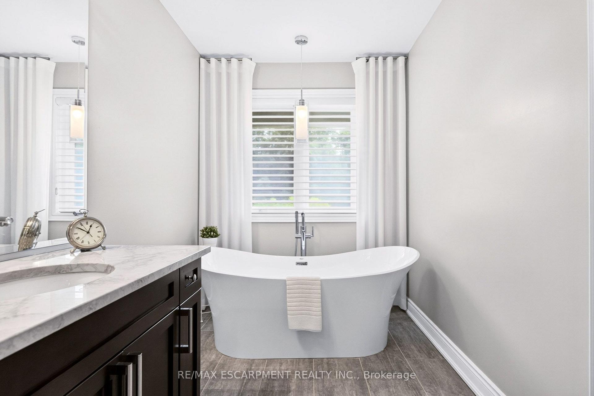 Photo 32 of Unit 21, 80 Willow Street, Brant, Paris — HOMEH