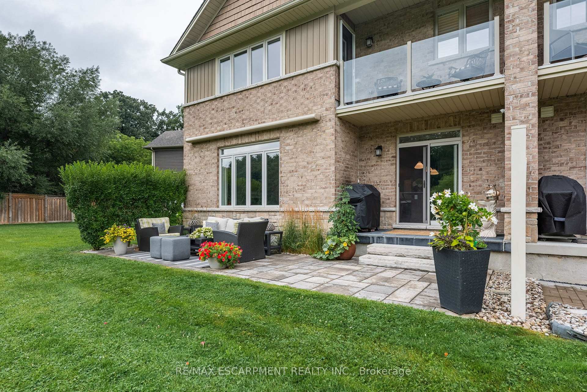 Photo 46 of Unit 21, 80 Willow Street, Brant, Paris — HOMEH
