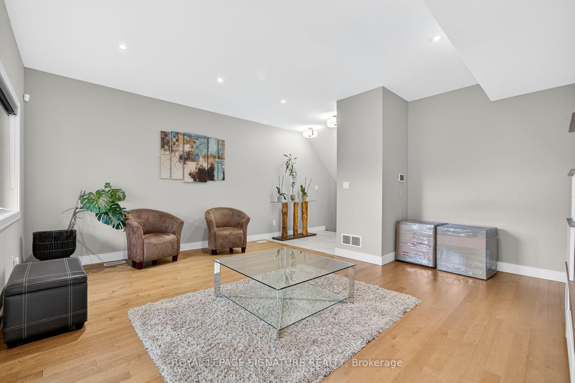 Photo 9 of Unit 57, 60 Arkell Road, Guelph, Kortright East — HOMEH