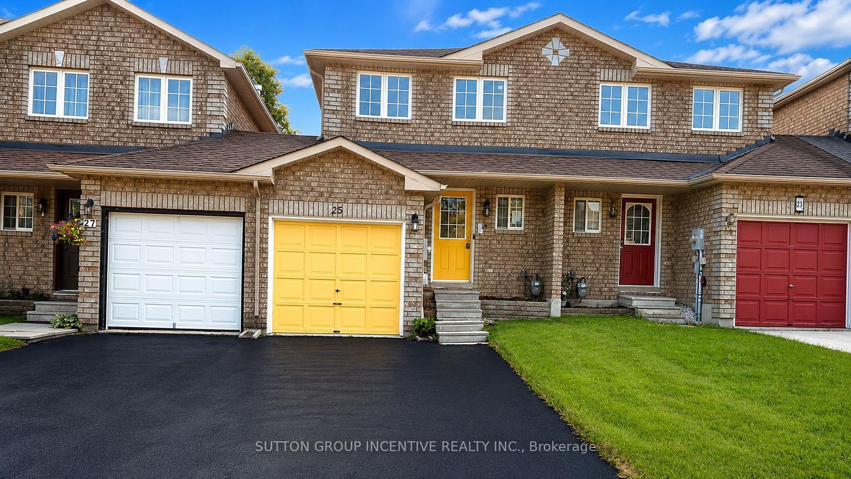 Photo 2 of 25 Lions Gate Boulevard, Barrie, Little Lake — HOMEH