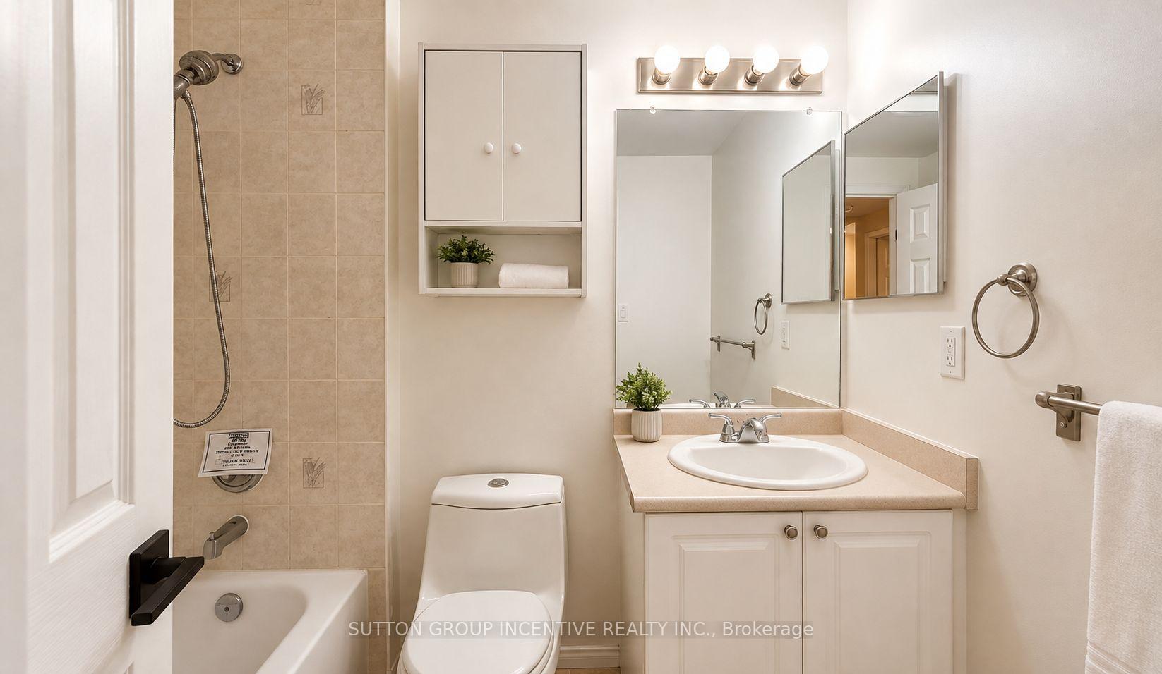 Photo 12 of 25 Lions Gate Boulevard, Barrie, Little Lake — HOMEH
