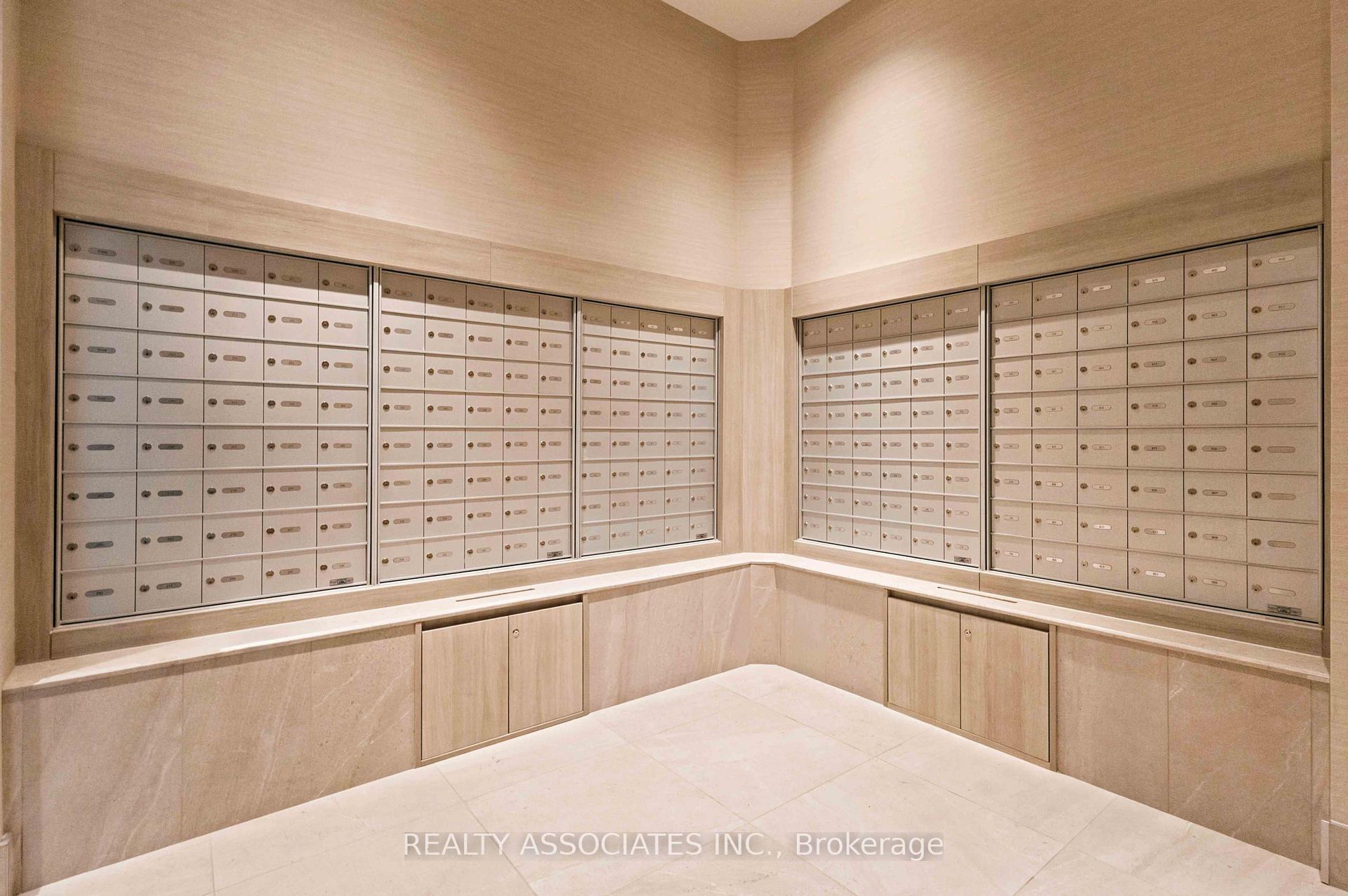 Photo 10 of Unit 814, 20 Deans Drive, Scarborough, Clairlea-Birchmount — HOMEH