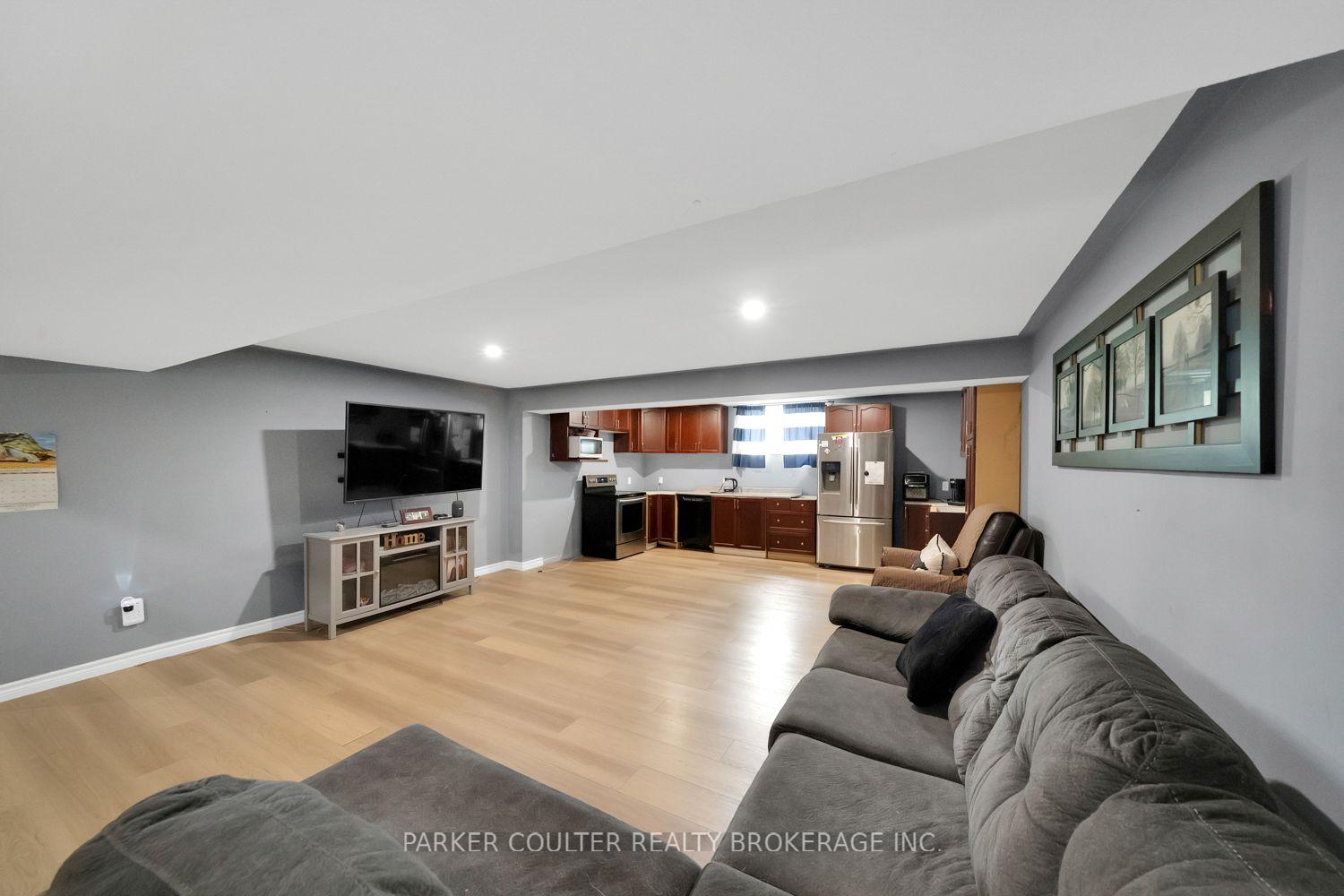 Photo 24 of 376 Wardell Street, Tay, Port McNicoll — HOMEH