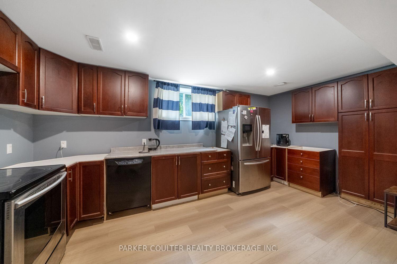 Photo 25 of 376 Wardell Street, Tay, Port McNicoll — HOMEH