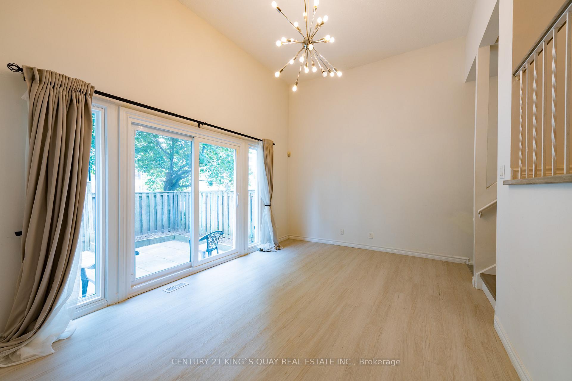 Photo 6 of Unit 32, 44 Chester Le Boulevard, Scarborough, L'Amoreaux — HOMEH