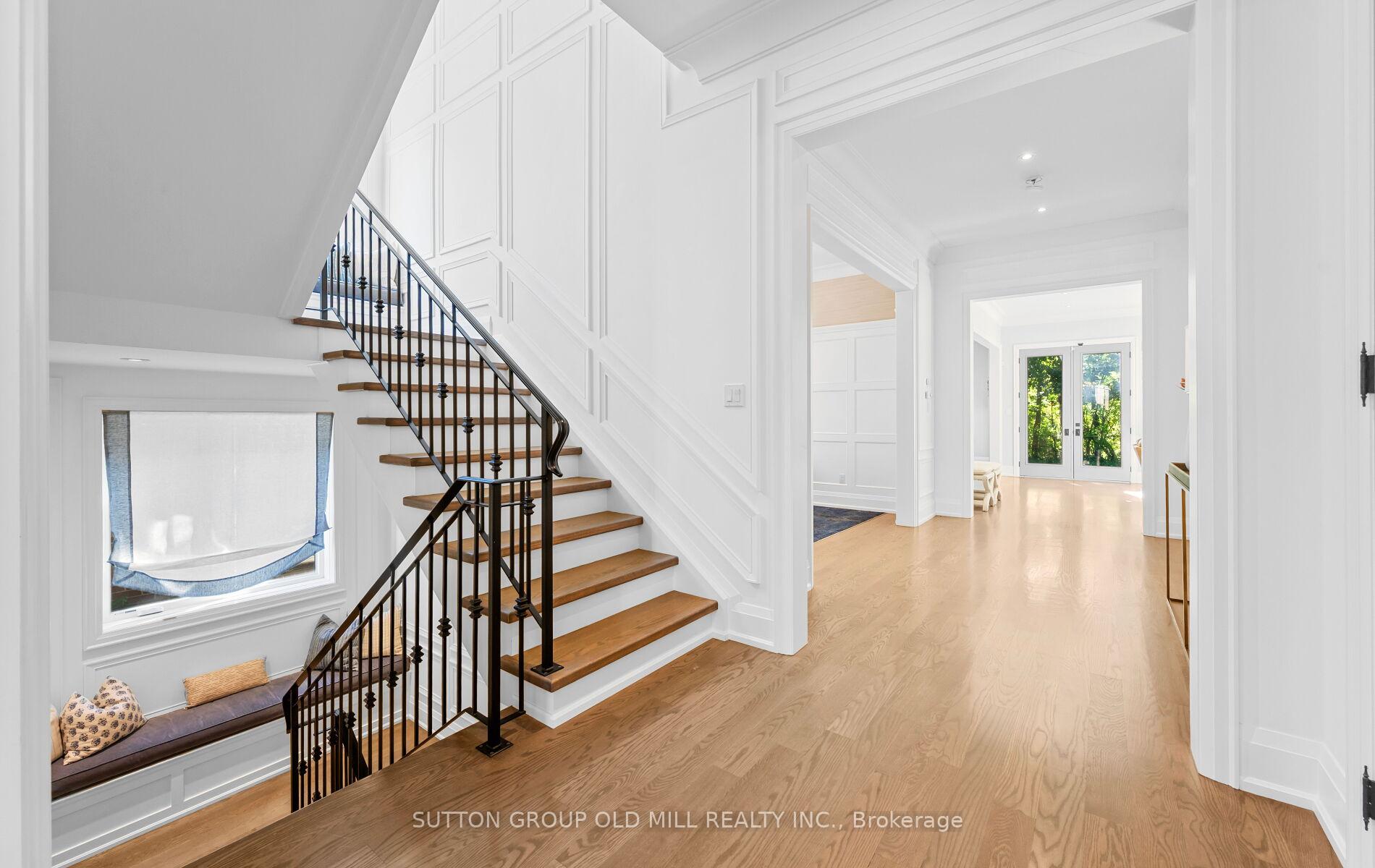Photo 8 of 8 Cumberland Drive, Mississauga, Port Credit — HOMEH