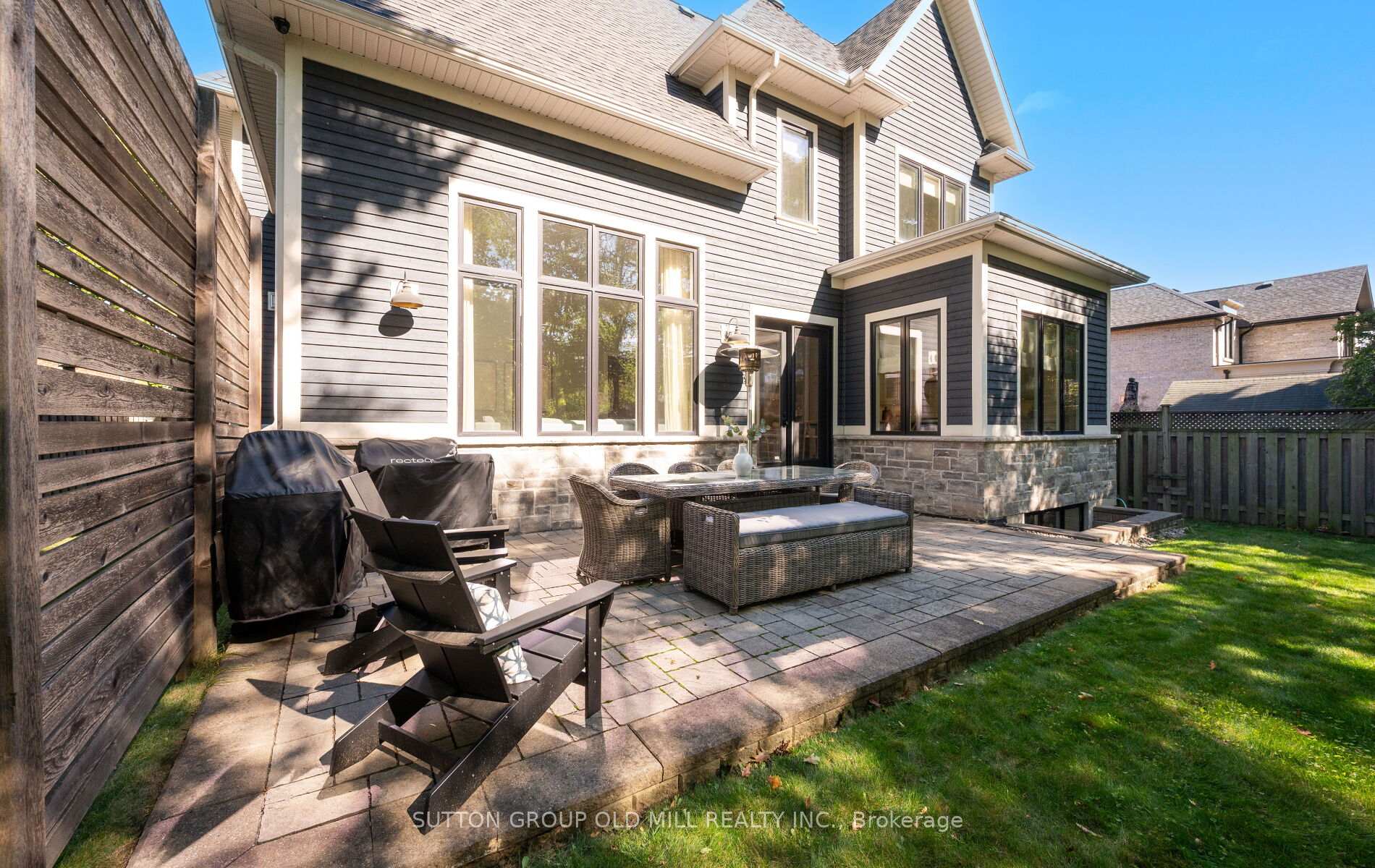 Photo 47 of 8 Cumberland Drive, Mississauga, Port Credit — HOMEH
