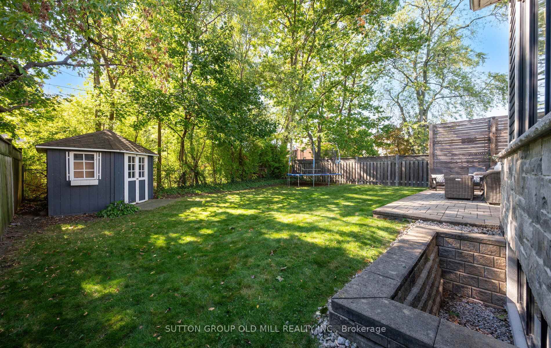 Photo 49 of 8 Cumberland Drive, Mississauga, Port Credit — HOMEH
