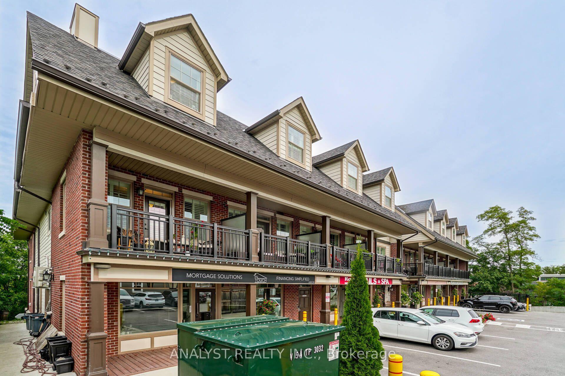 Photo 3 of Unit 218, 10425 Islington Avenue, Vaughan, Kleinburg — HOMEH