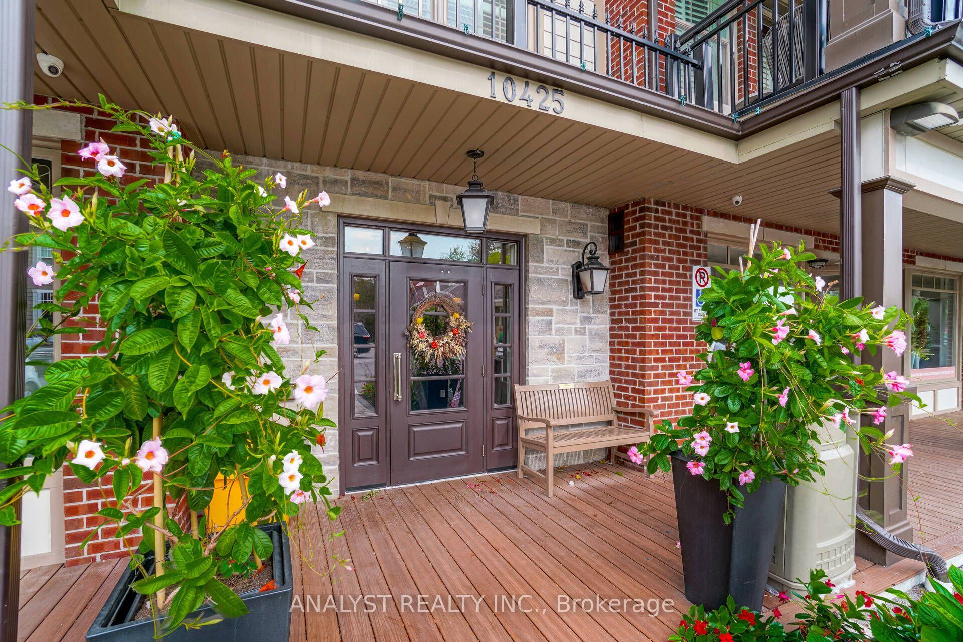 Photo 4 of Unit 218, 10425 Islington Avenue, Vaughan, Kleinburg — HOMEH