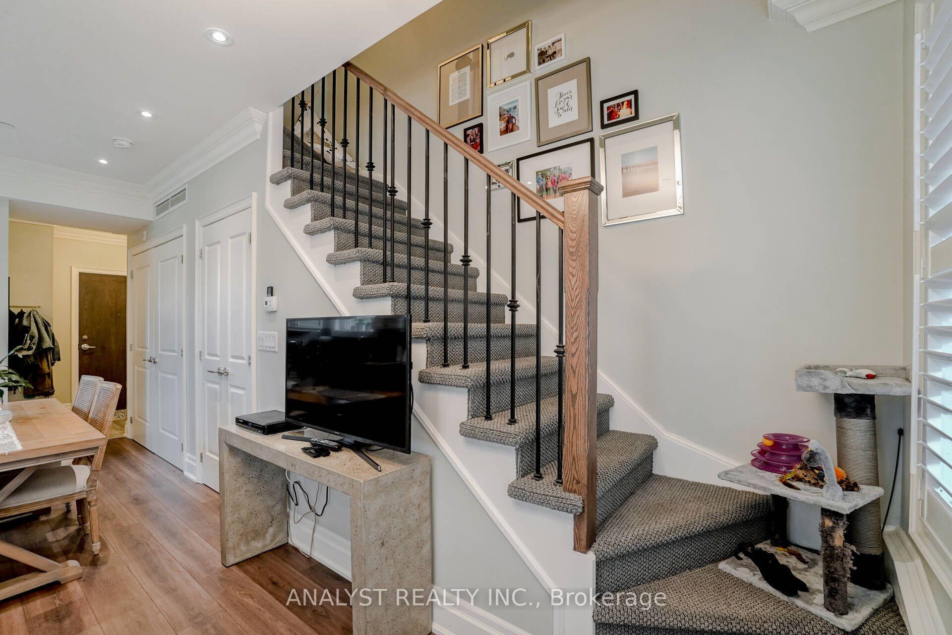 Photo 19 of Unit 218, 10425 Islington Avenue, Vaughan, Kleinburg — HOMEH
