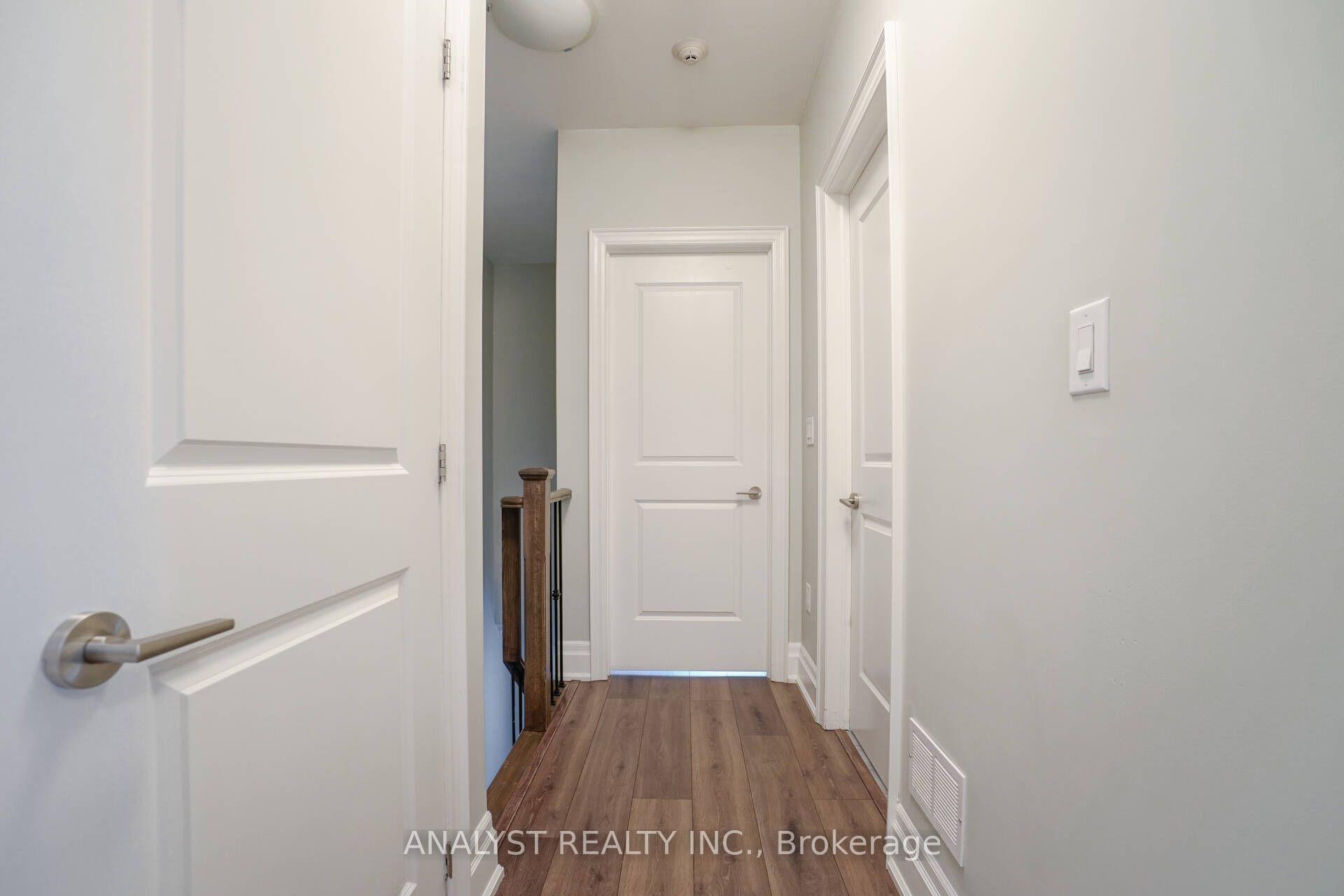 Photo 20 of Unit 218, 10425 Islington Avenue, Vaughan, Kleinburg — HOMEH