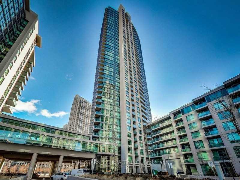 Front of Unit 1005, 215 Fort York Boulevard