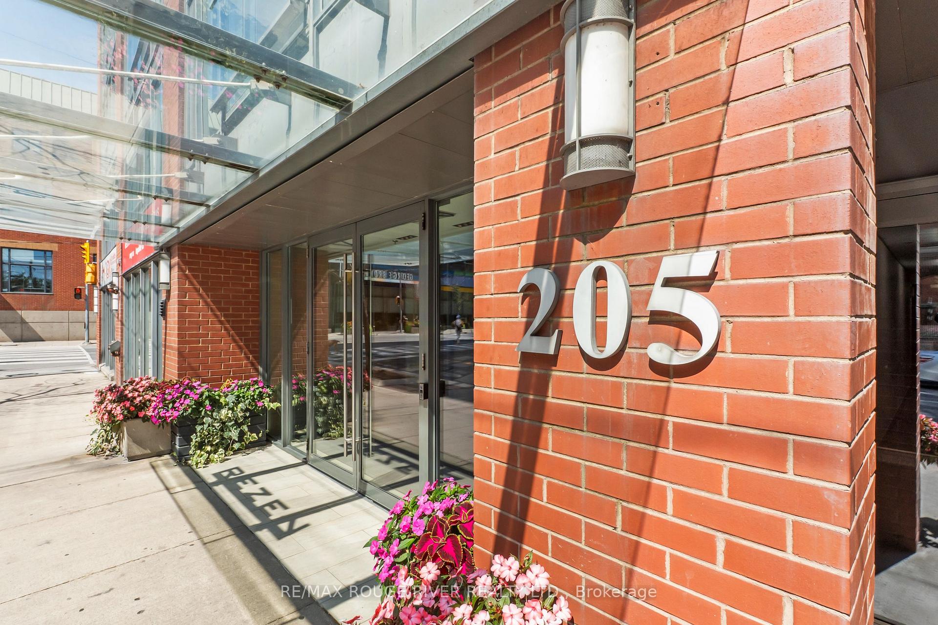 Photo 3 of Unit 704, 205 Frederick Street, Toronto, Moss Park — HOMEH