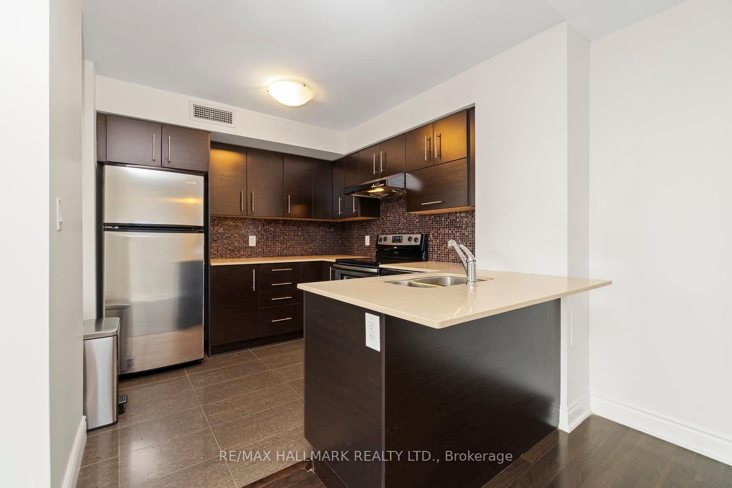 Photo 12 of Unit 308, 253 South Park Road, Markham, Commerce Valley — HOMEH