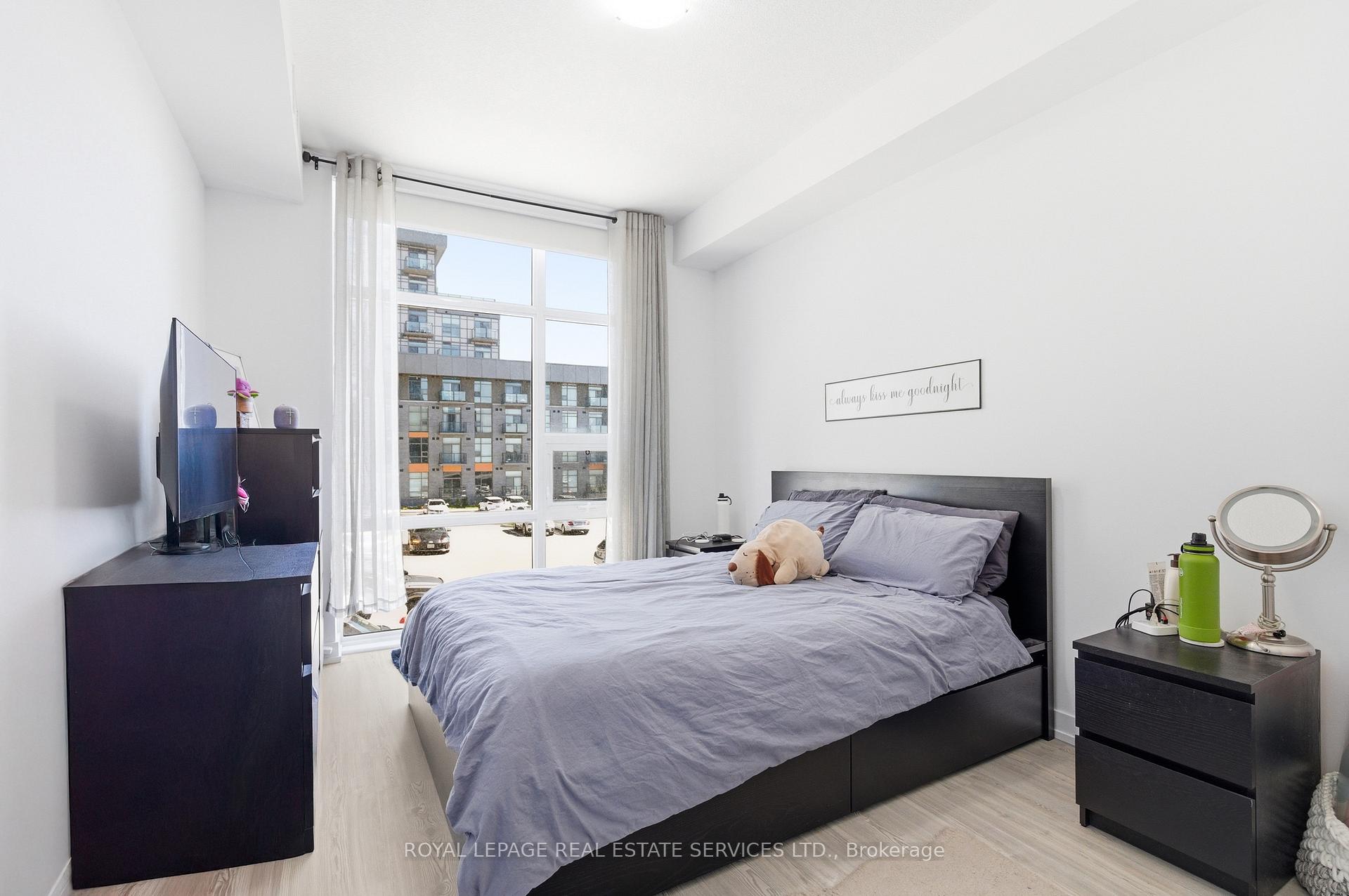 Photo 8 of Unit 221, 460 Dundas Street E, Hamilton, Waterdown — HOMEH