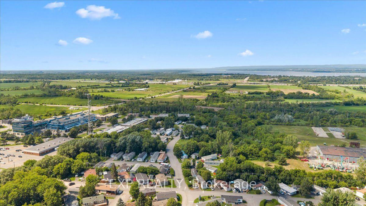 Photo 33 of 35 Vanier Road, Ottawa, Bellwood - Industrial Park — HOMEH