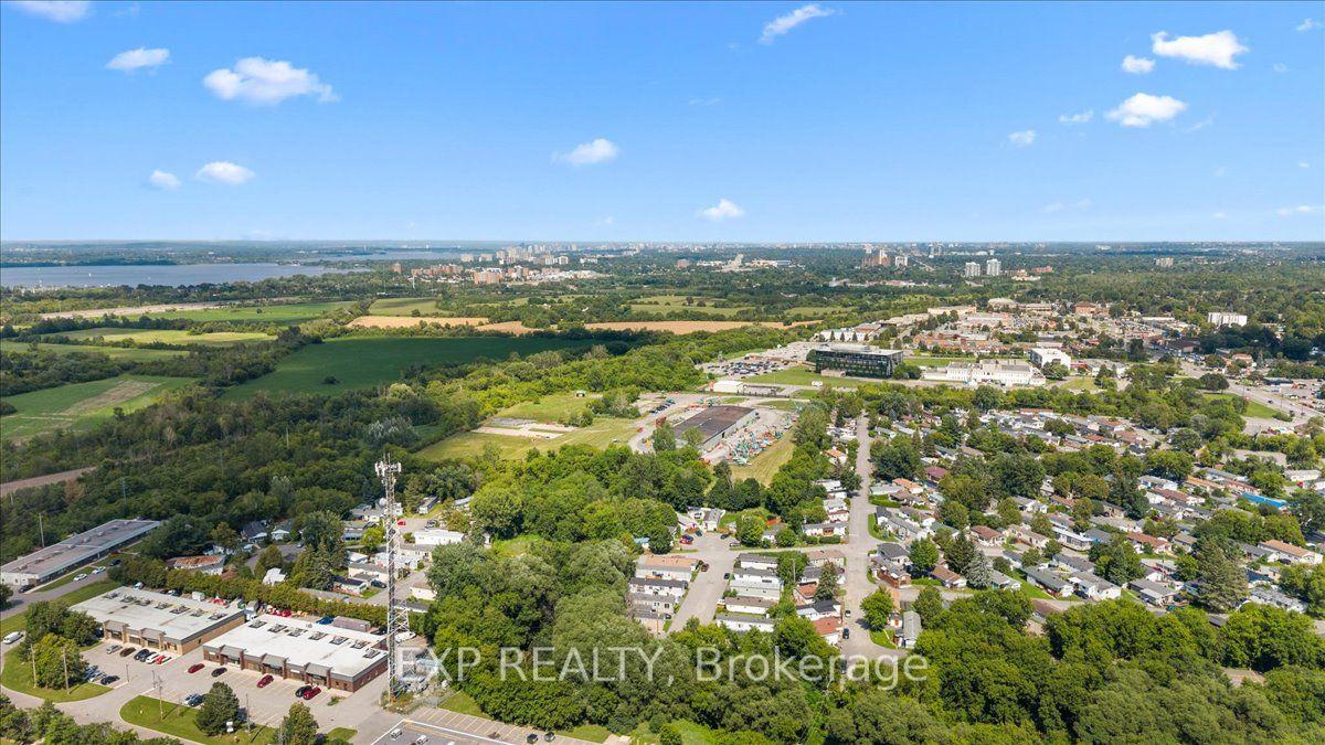 Photo 39 of 35 Vanier Road, Ottawa, Bellwood - Industrial Park — HOMEH