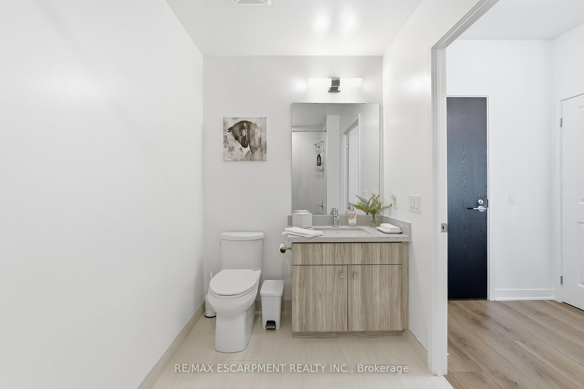 Photo 27 of Unit 1804, 2007 James Street, Burlington, Brant — HOMEH