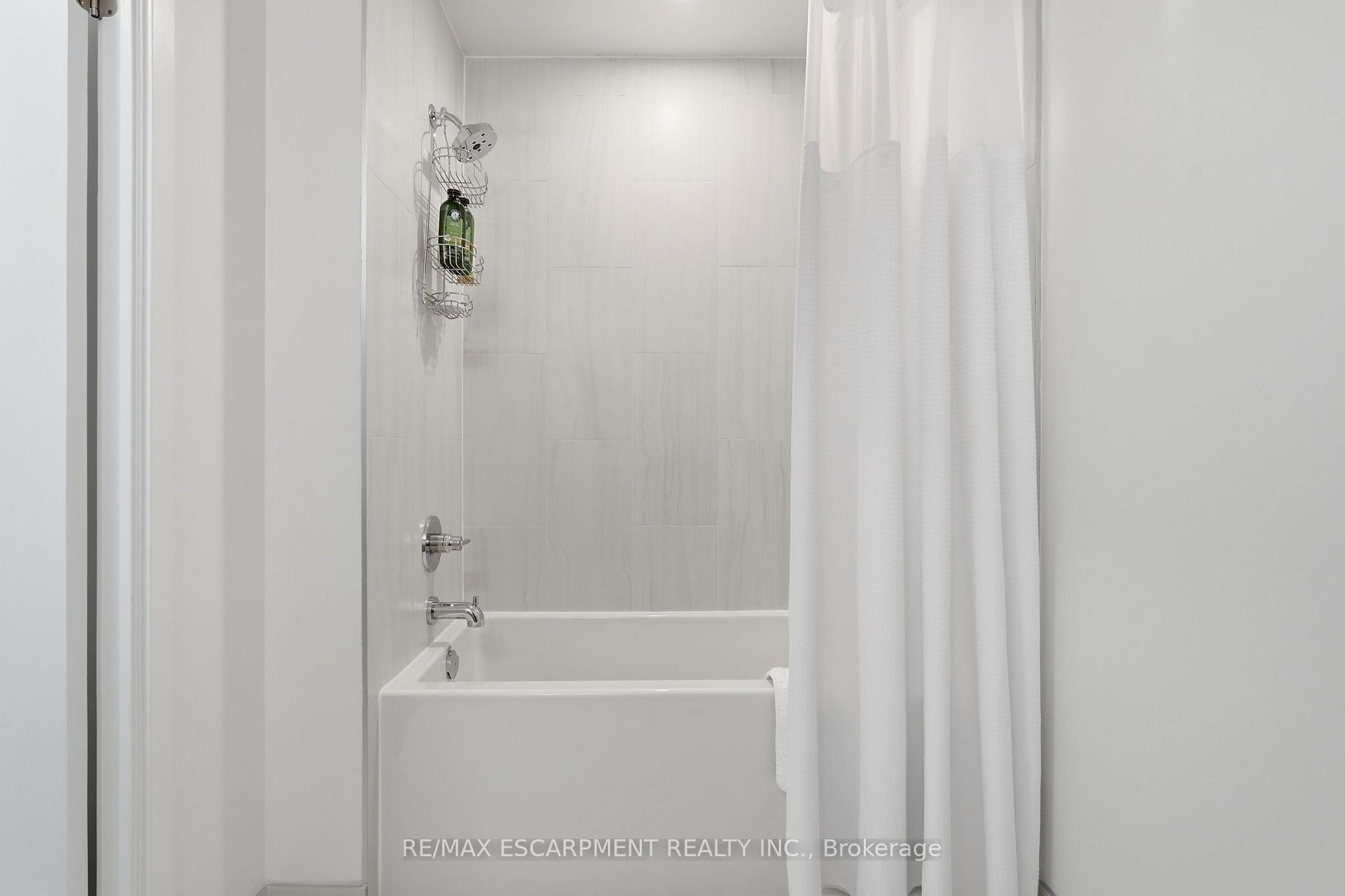 Photo 28 of Unit 1804, 2007 James Street, Burlington, Brant — HOMEH