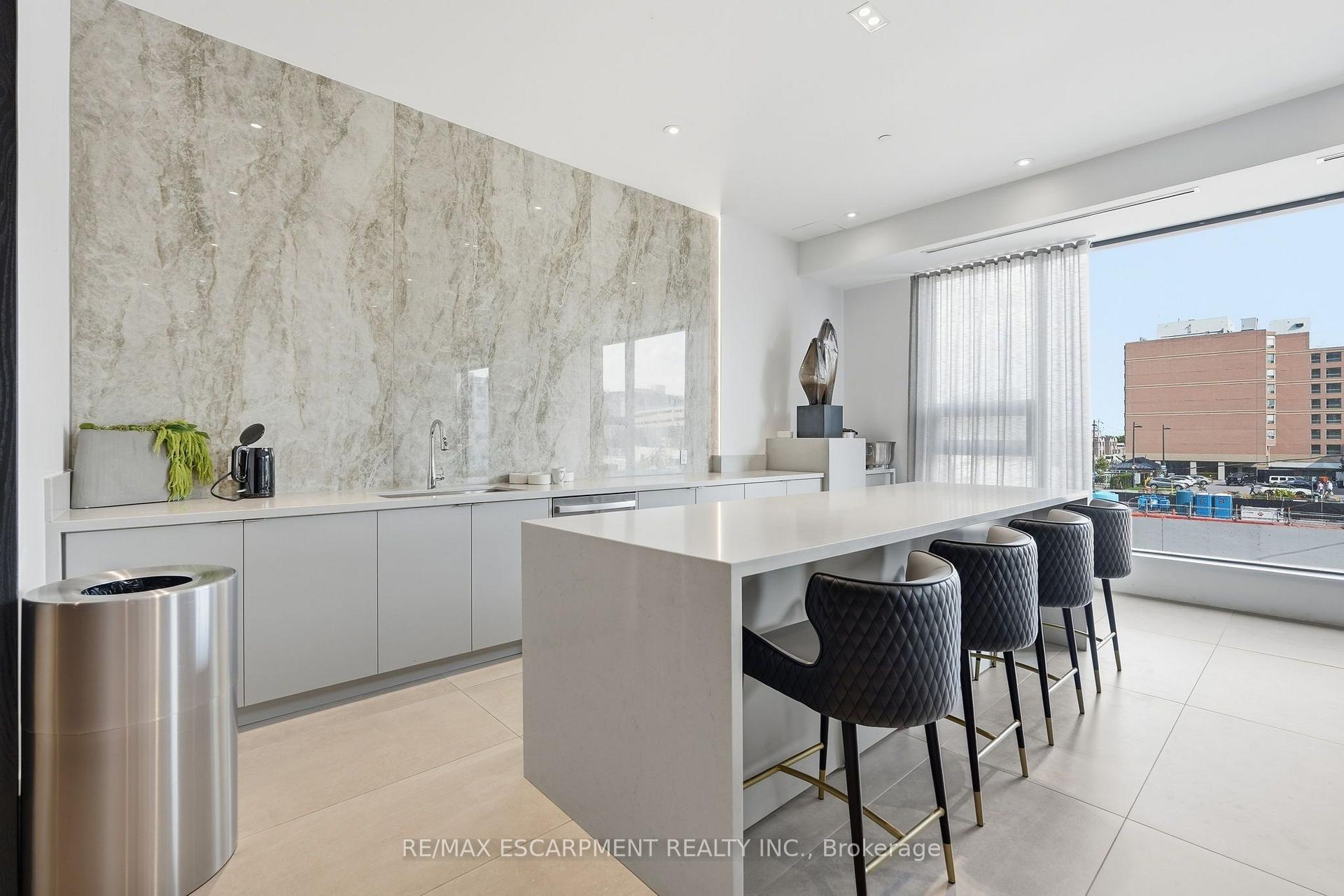 Photo 42 of Unit 1804, 2007 James Street, Burlington, Brant — HOMEH