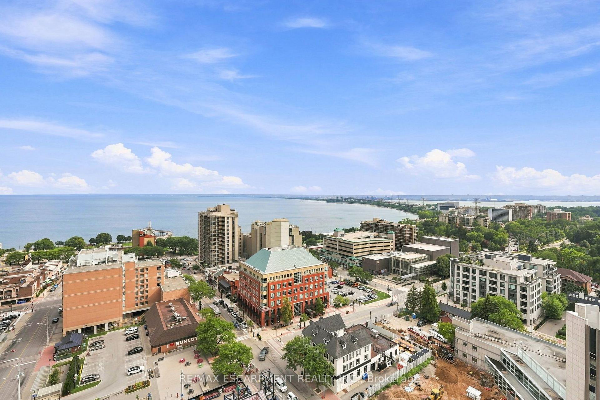 Photo 46 of Unit 1804, 2007 James Street, Burlington, Brant — HOMEH