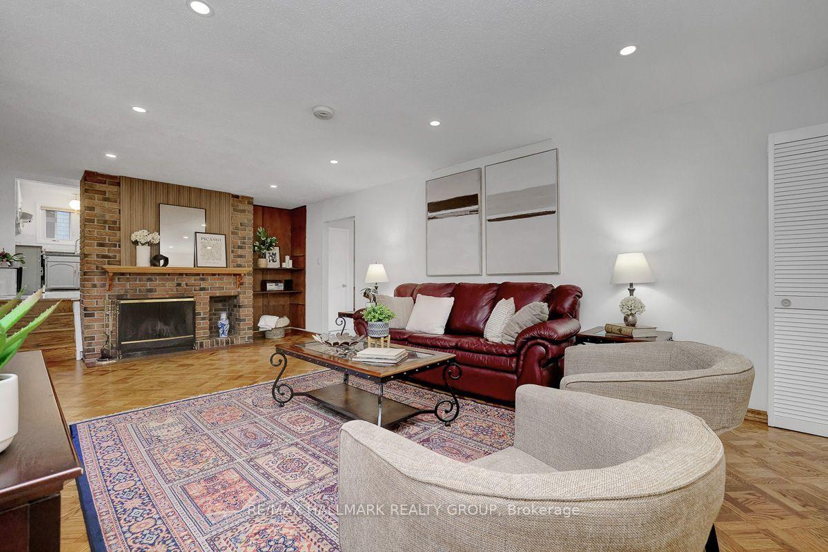 Photo 8 of 1950 Ludgate Crescent, Ottawa, Beaconwood — HOMEH