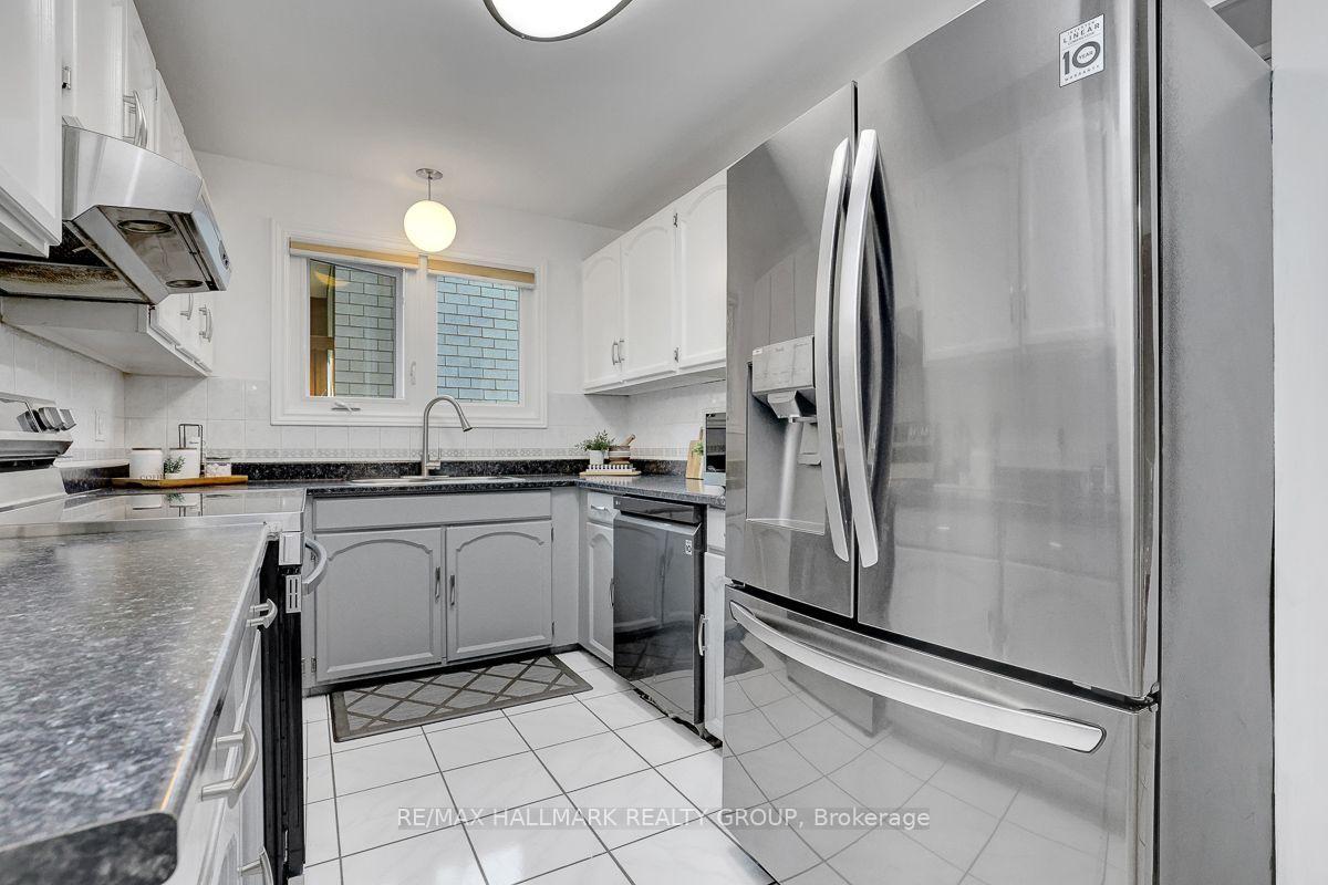Photo 21 of 1950 Ludgate Crescent, Ottawa, Beaconwood — HOMEH