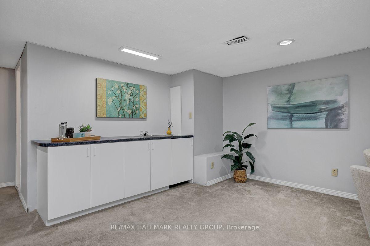 Photo 37 of 1950 Ludgate Crescent, Ottawa, Beaconwood — HOMEH