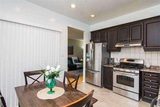 Photo 7 of Unit MAIN & 2ND, 10 Treepark Street, Brampton, Sandringham-Wellington — HOMEH